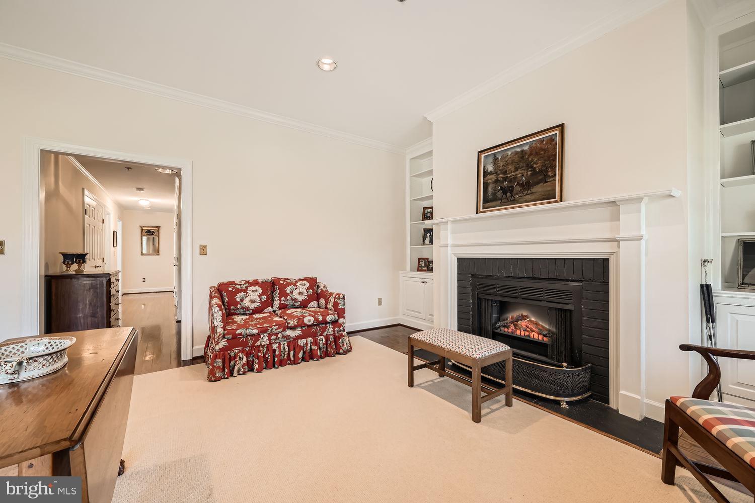 LUTHERVILLE - Residential