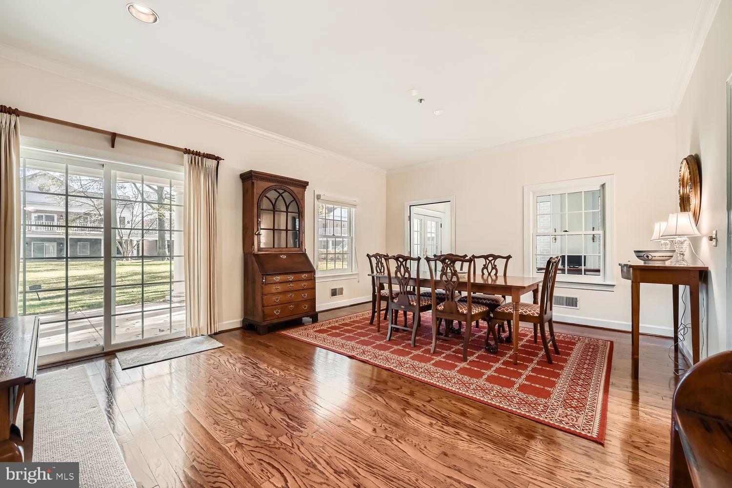 LUTHERVILLE - Residential