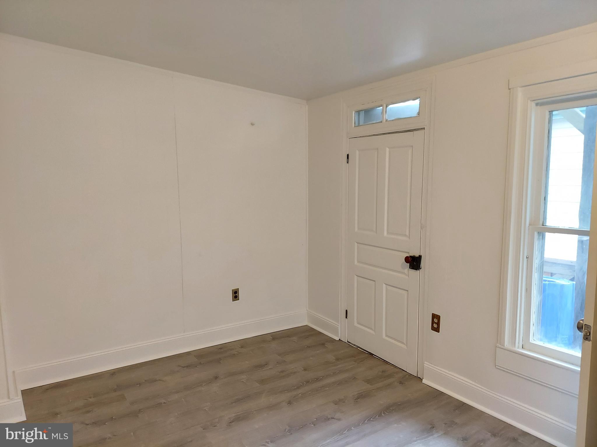 WINDSOR PARK - Residential Lease
