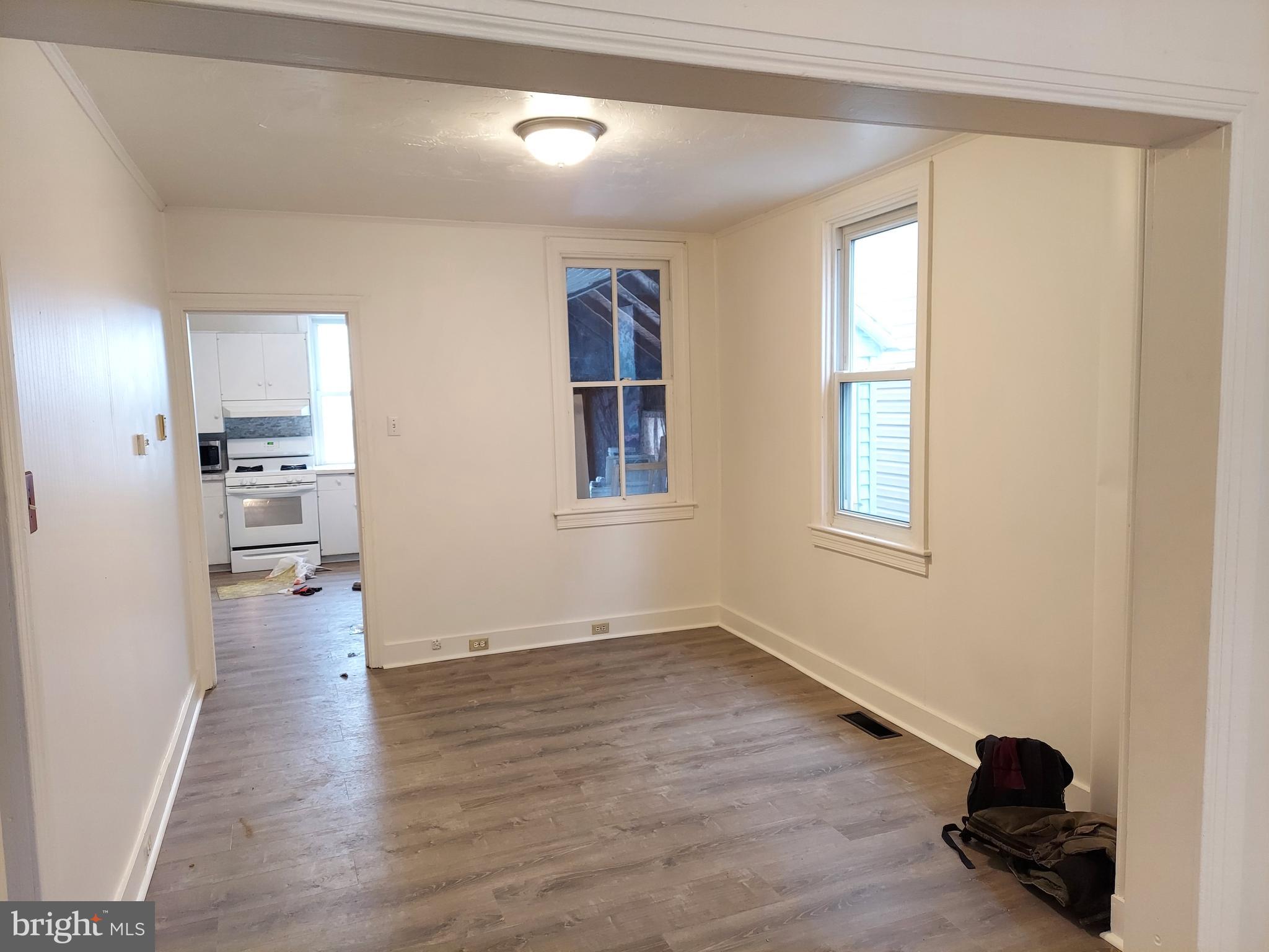 WINDSOR PARK - Residential Lease