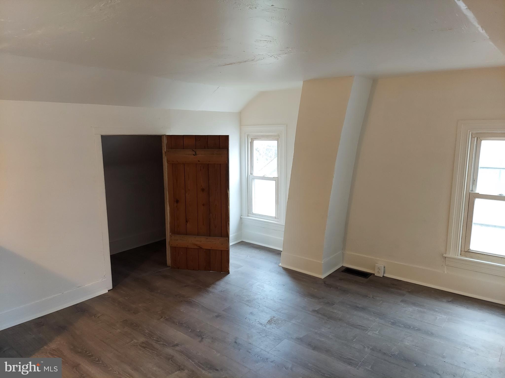 WINDSOR PARK - Residential Lease