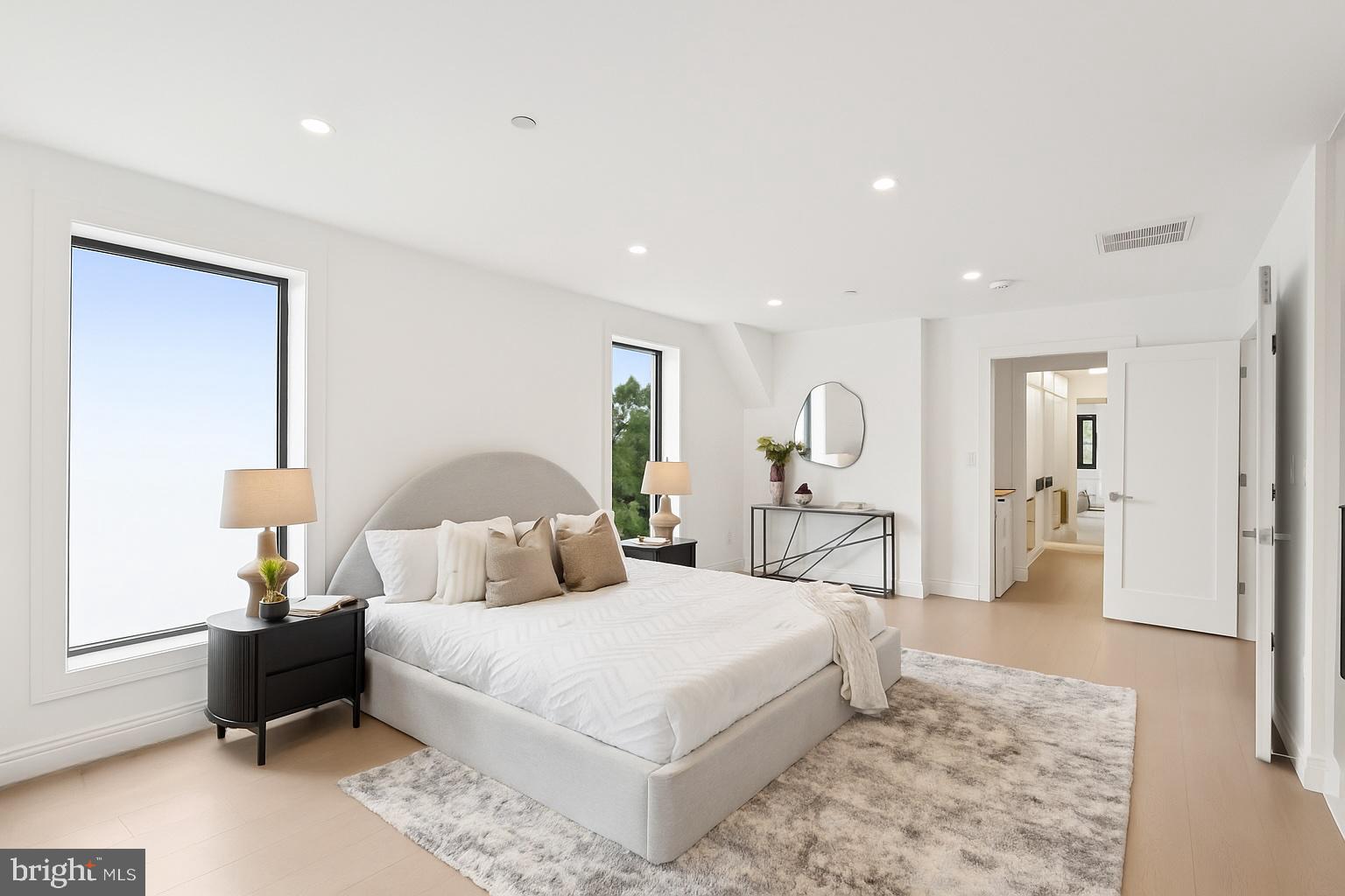 CHEVY CHASE VILLAGE - Residential