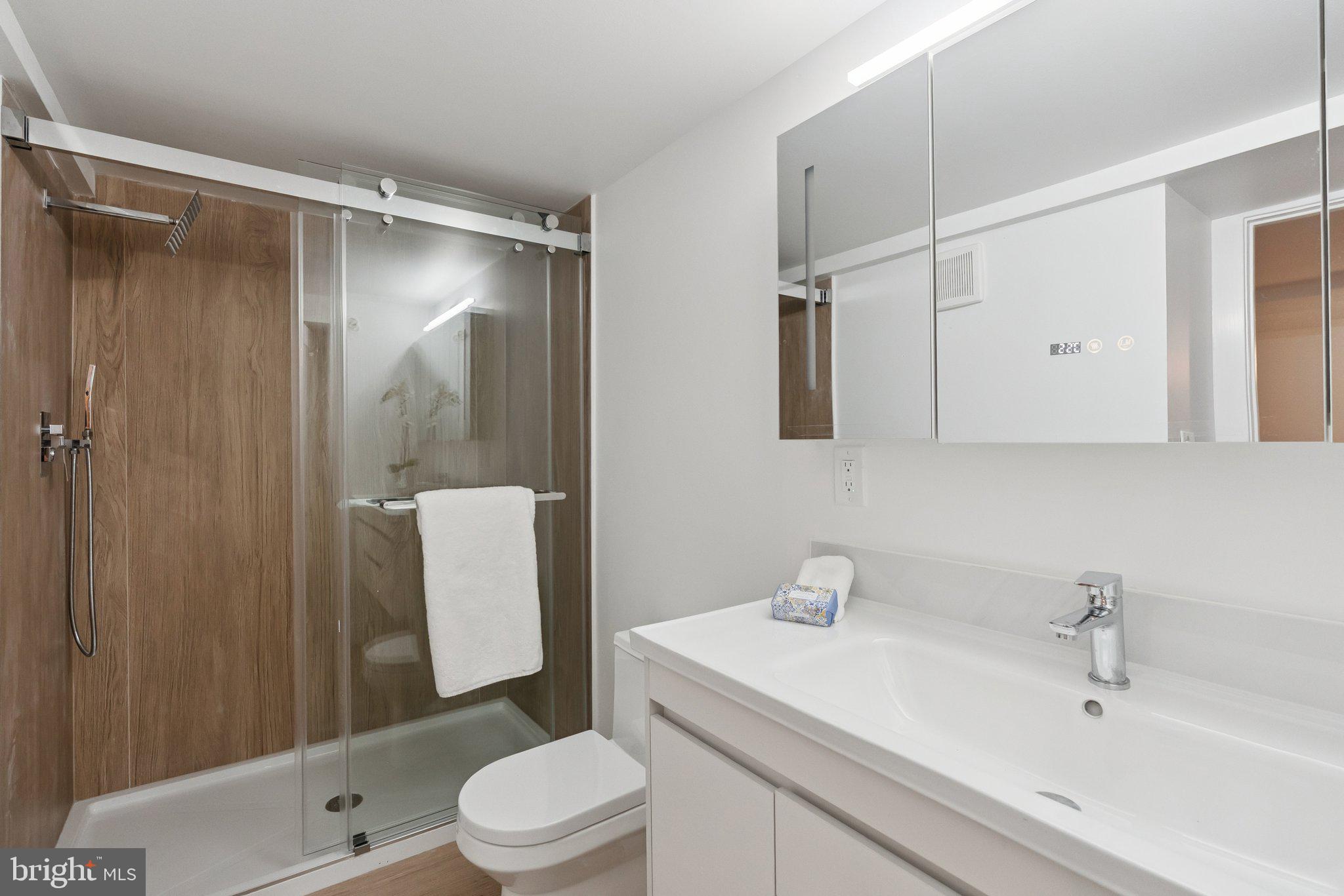 CHEVY CHASE VILLAGE - Residential