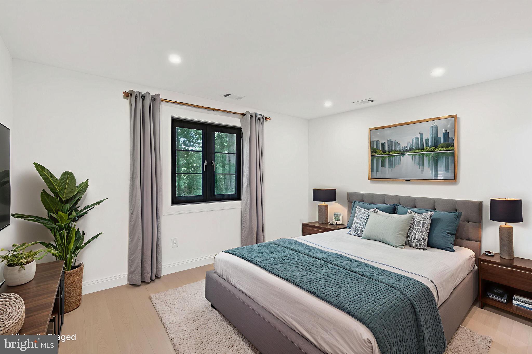 CHEVY CHASE VILLAGE - Residential