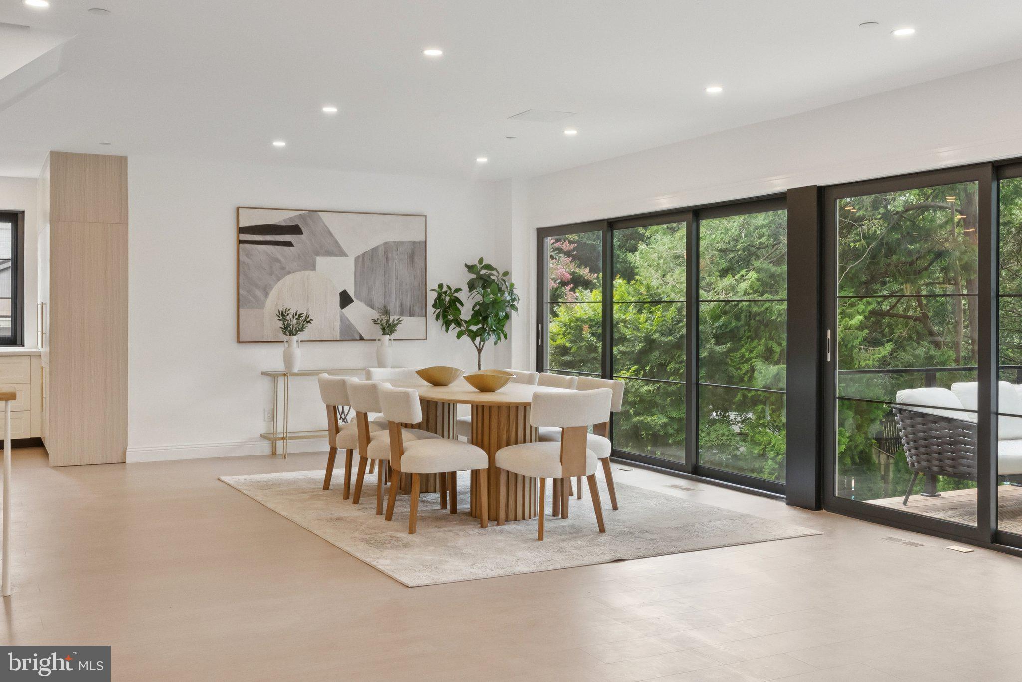 CHEVY CHASE VILLAGE - Residential