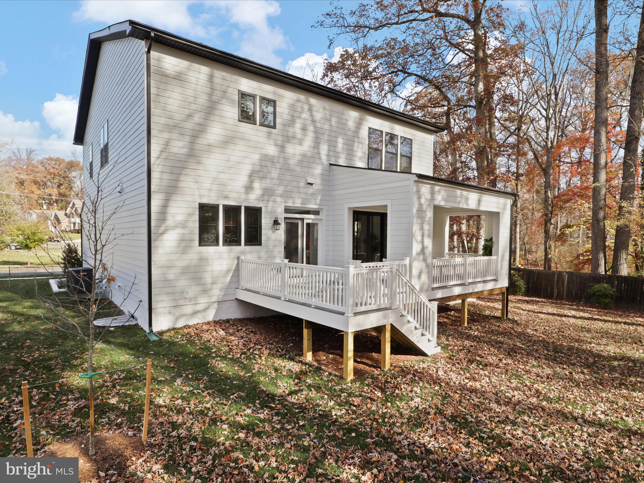 VIENNA WOODS - Residential