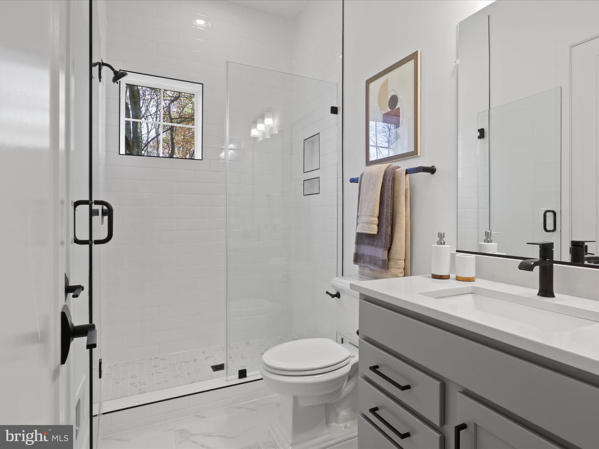 VIENNA WOODS - Residential