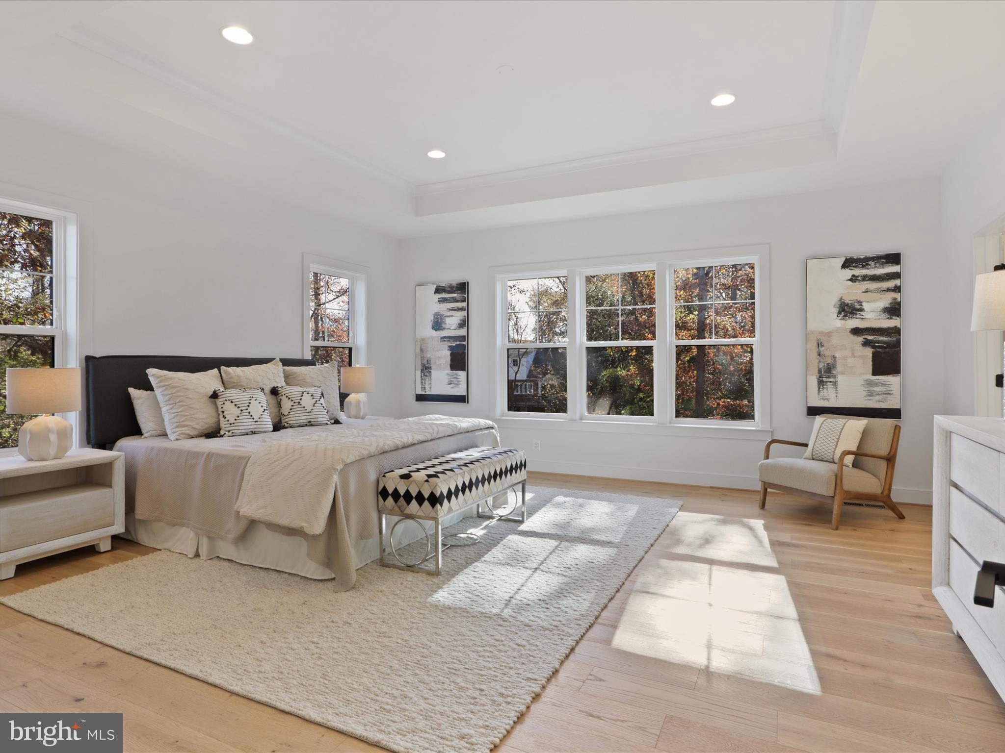 VIENNA WOODS - Residential