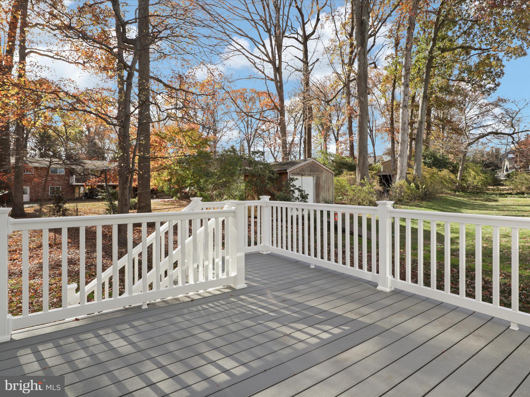 VIENNA WOODS - Residential