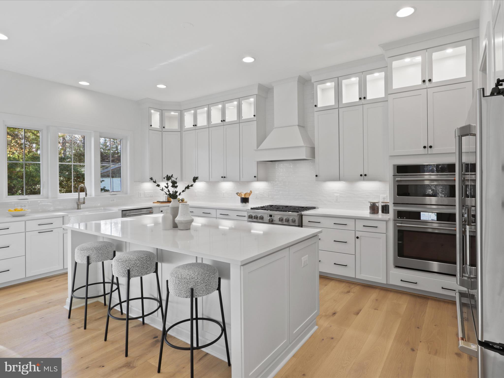 VIENNA WOODS - Residential