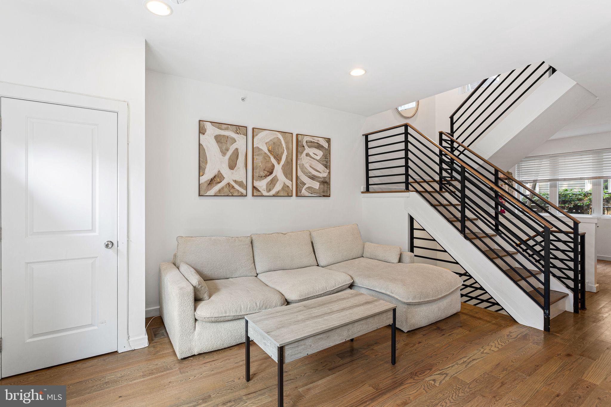 867 N OPAL STREET