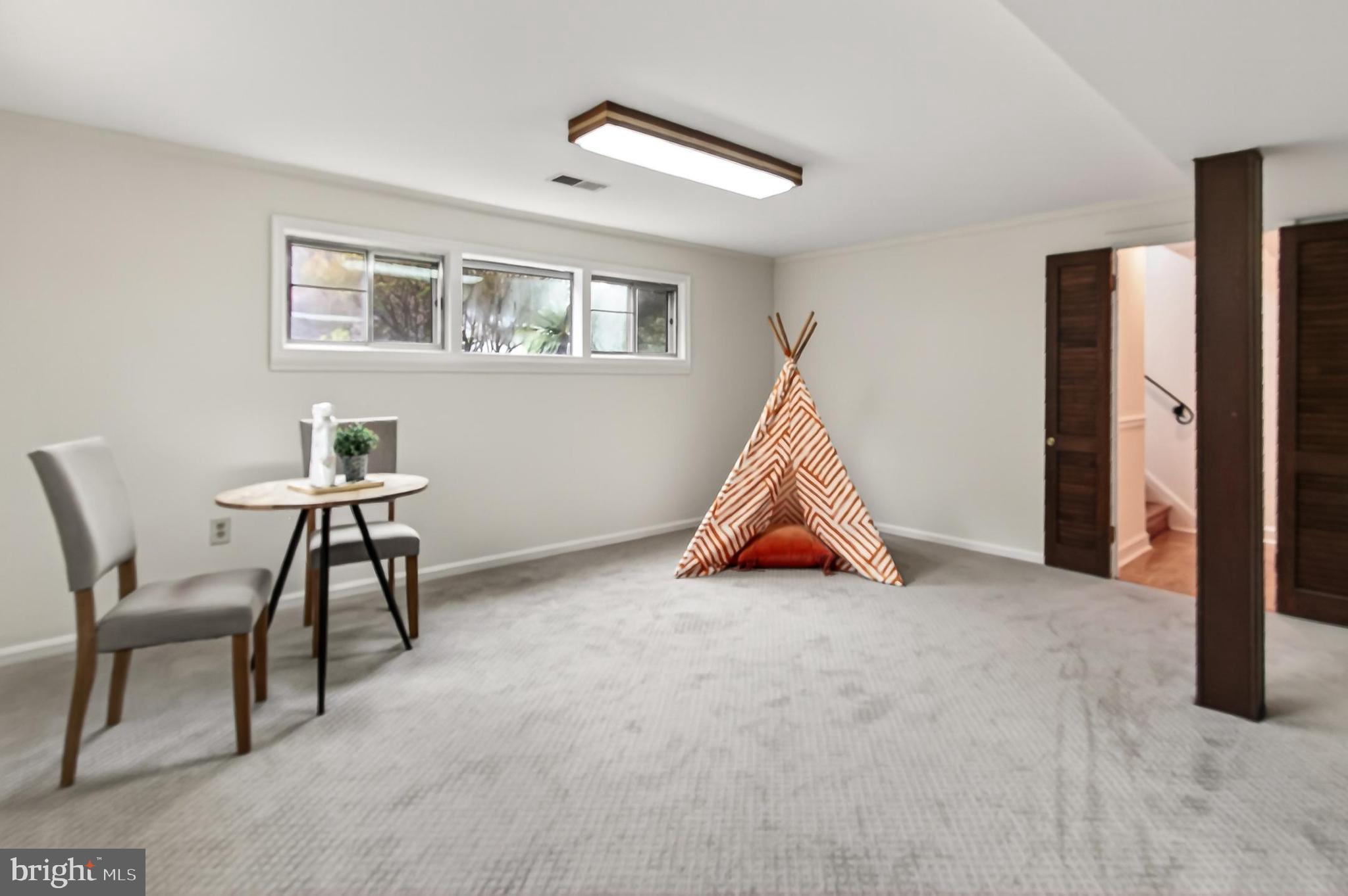 KINGS PARK - Residential