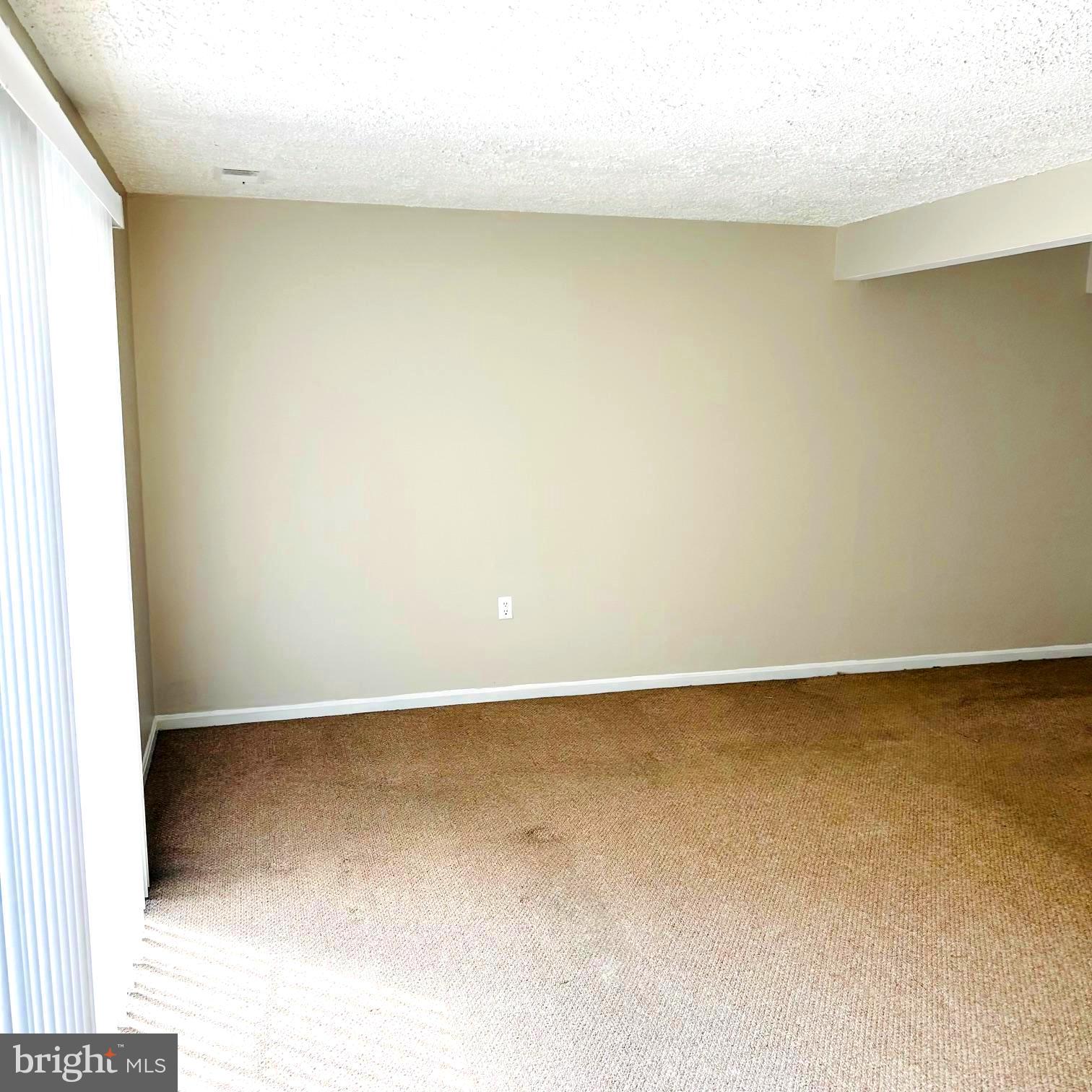 2254 DAWN LANE