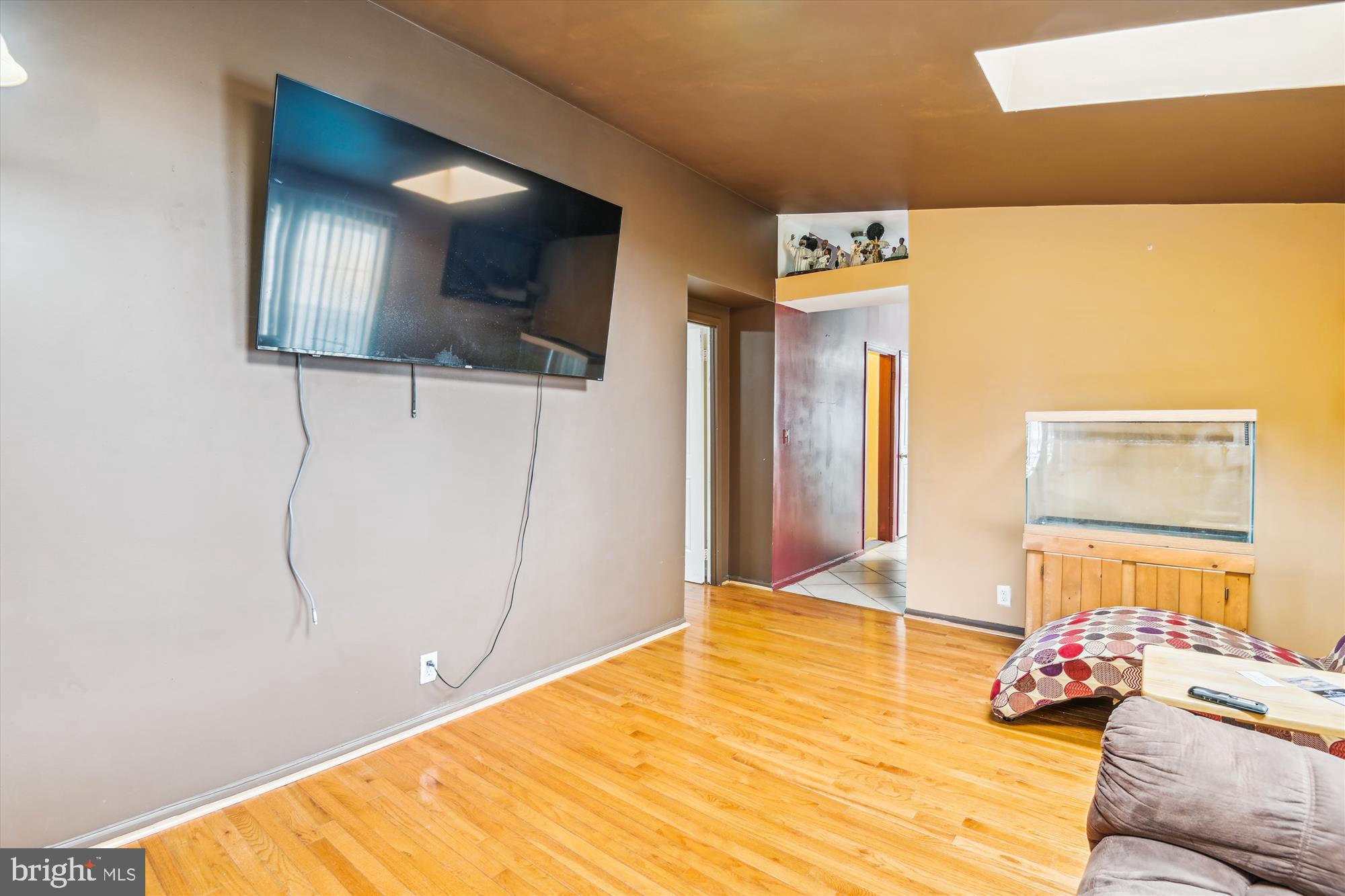 8941 TWELVE SONS COURT