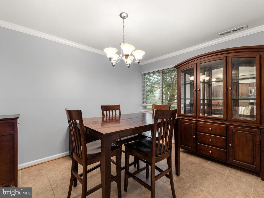 NORTH CREEK VILLAS - Residential Lease