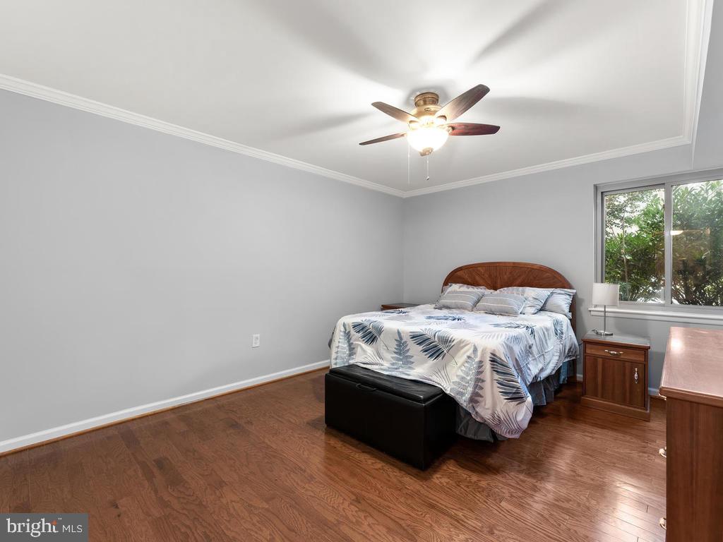 NORTH CREEK VILLAS - Residential Lease