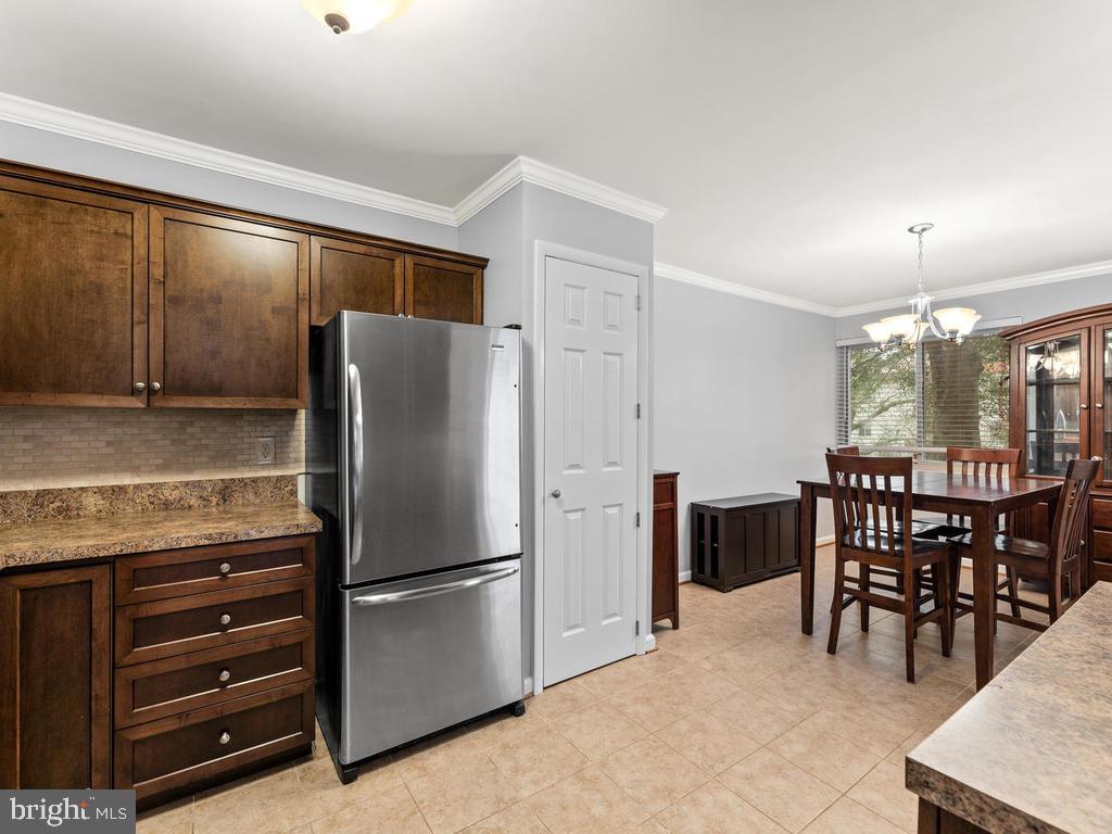 NORTH CREEK VILLAS - Residential Lease