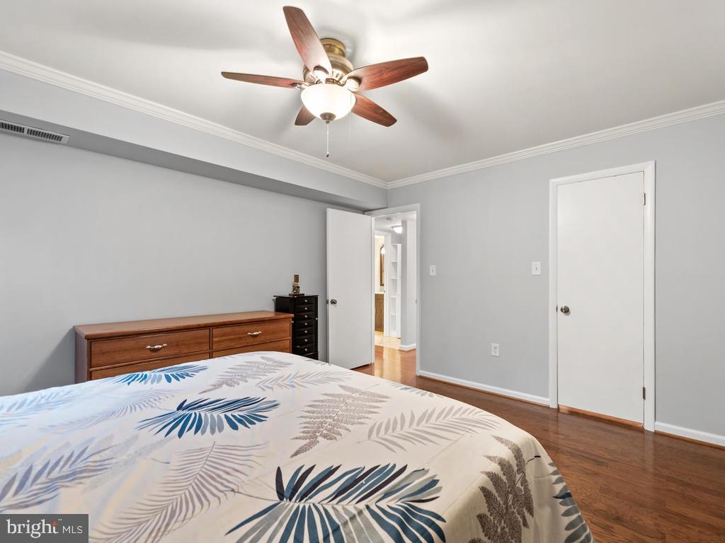 NORTH CREEK VILLAS - Residential Lease