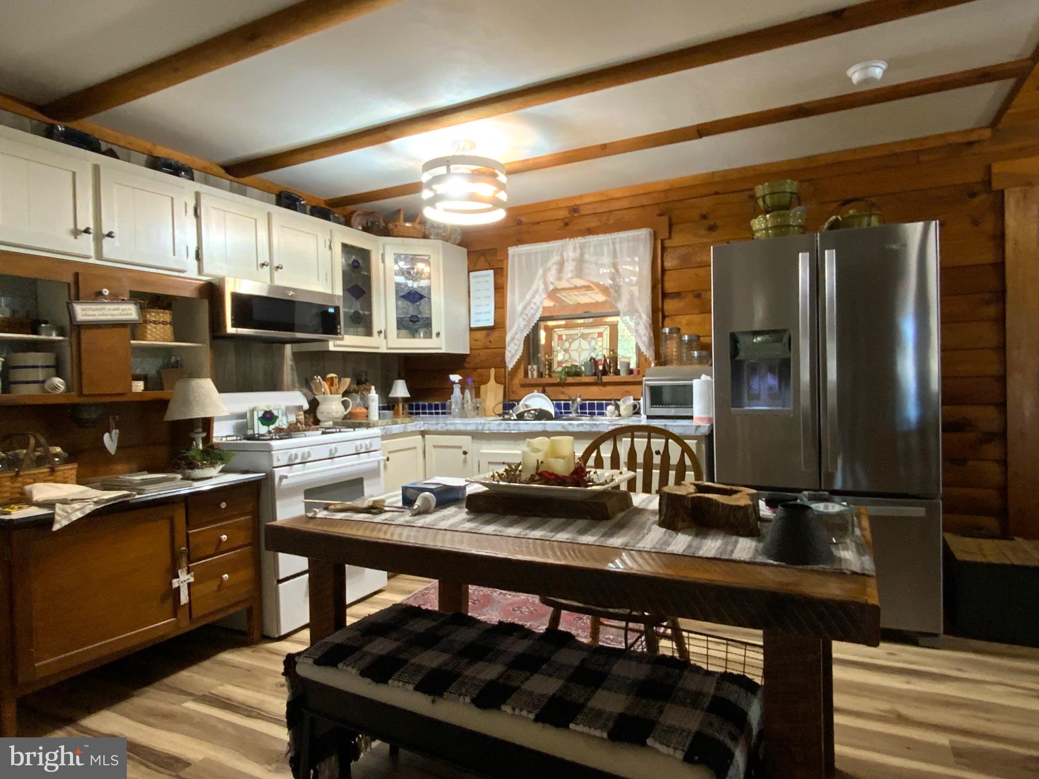 CLIFFSIDE ACRES - Residential