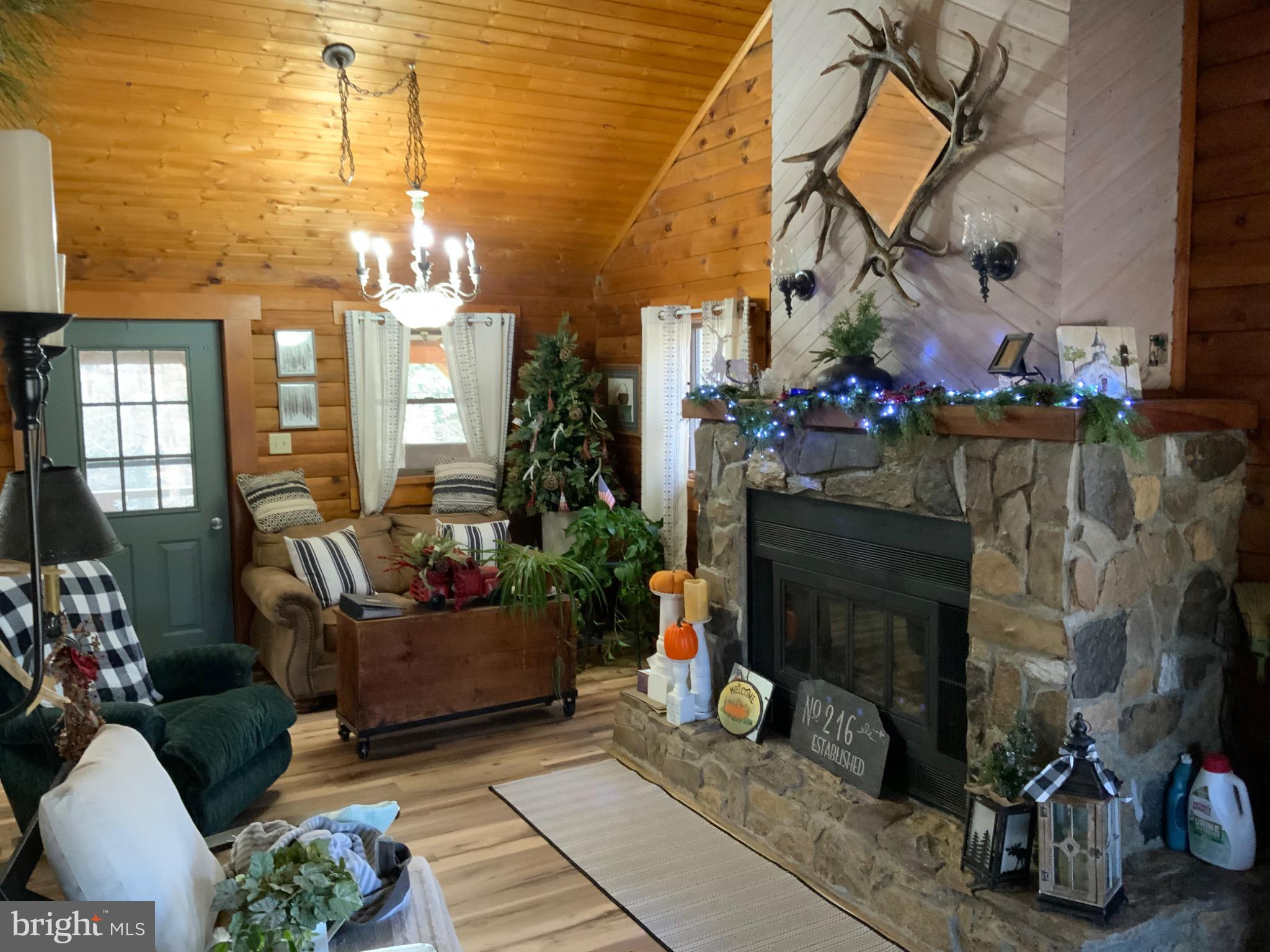 CLIFFSIDE ACRES - Residential