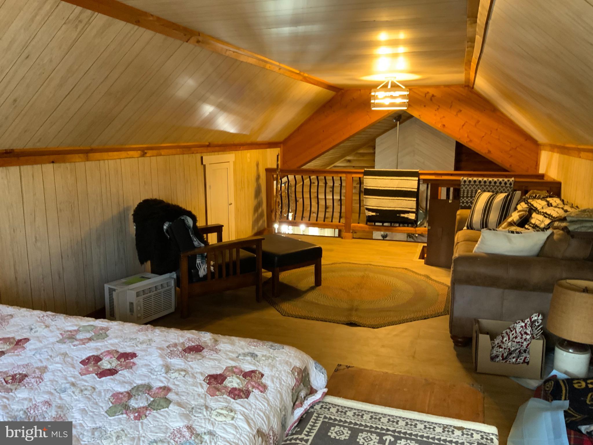 CLIFFSIDE ACRES - Residential