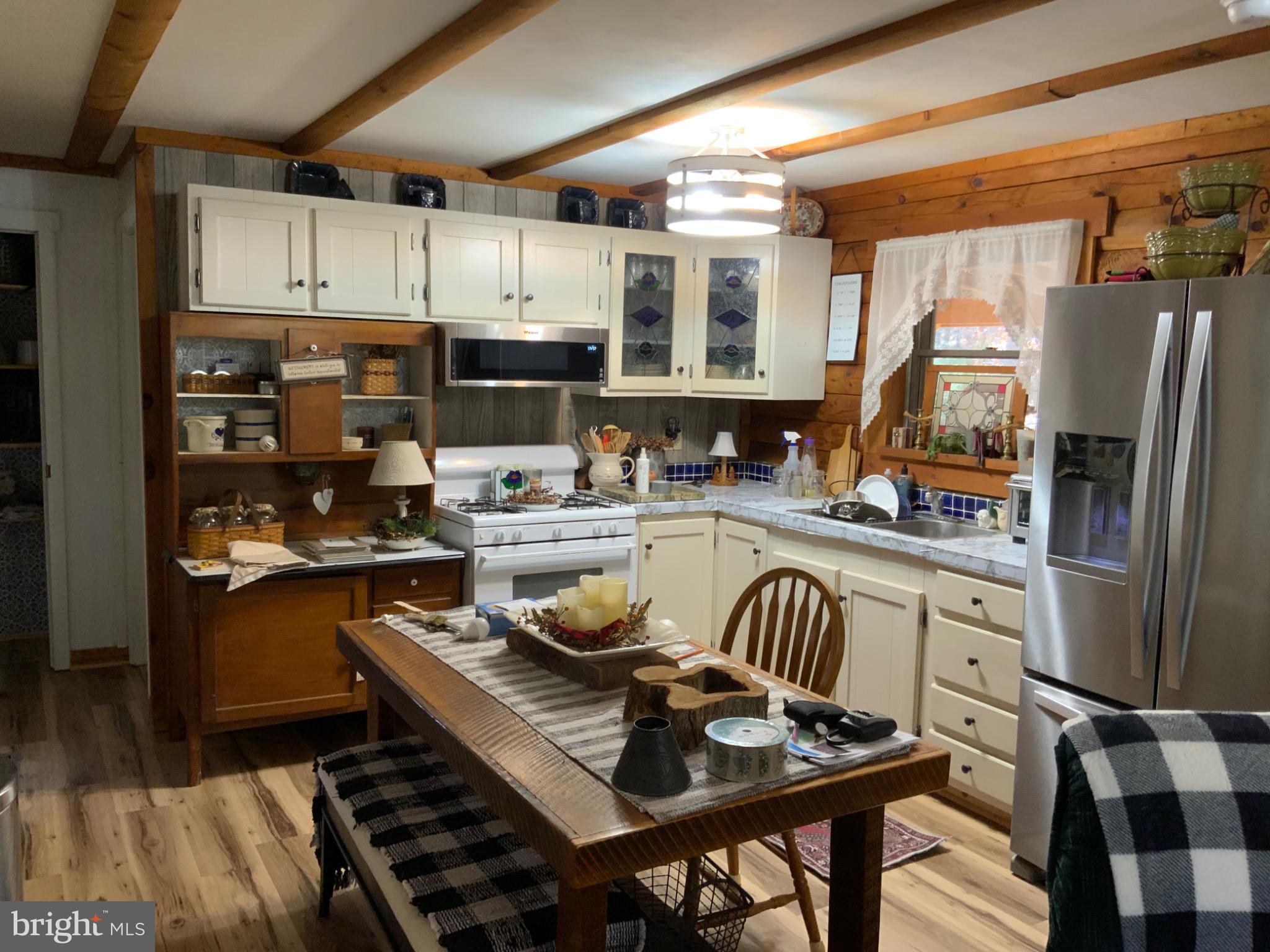 CLIFFSIDE ACRES - Residential