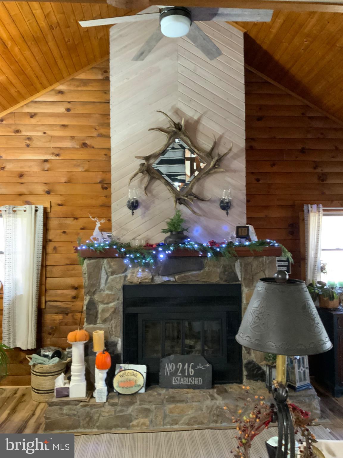 CLIFFSIDE ACRES - Residential