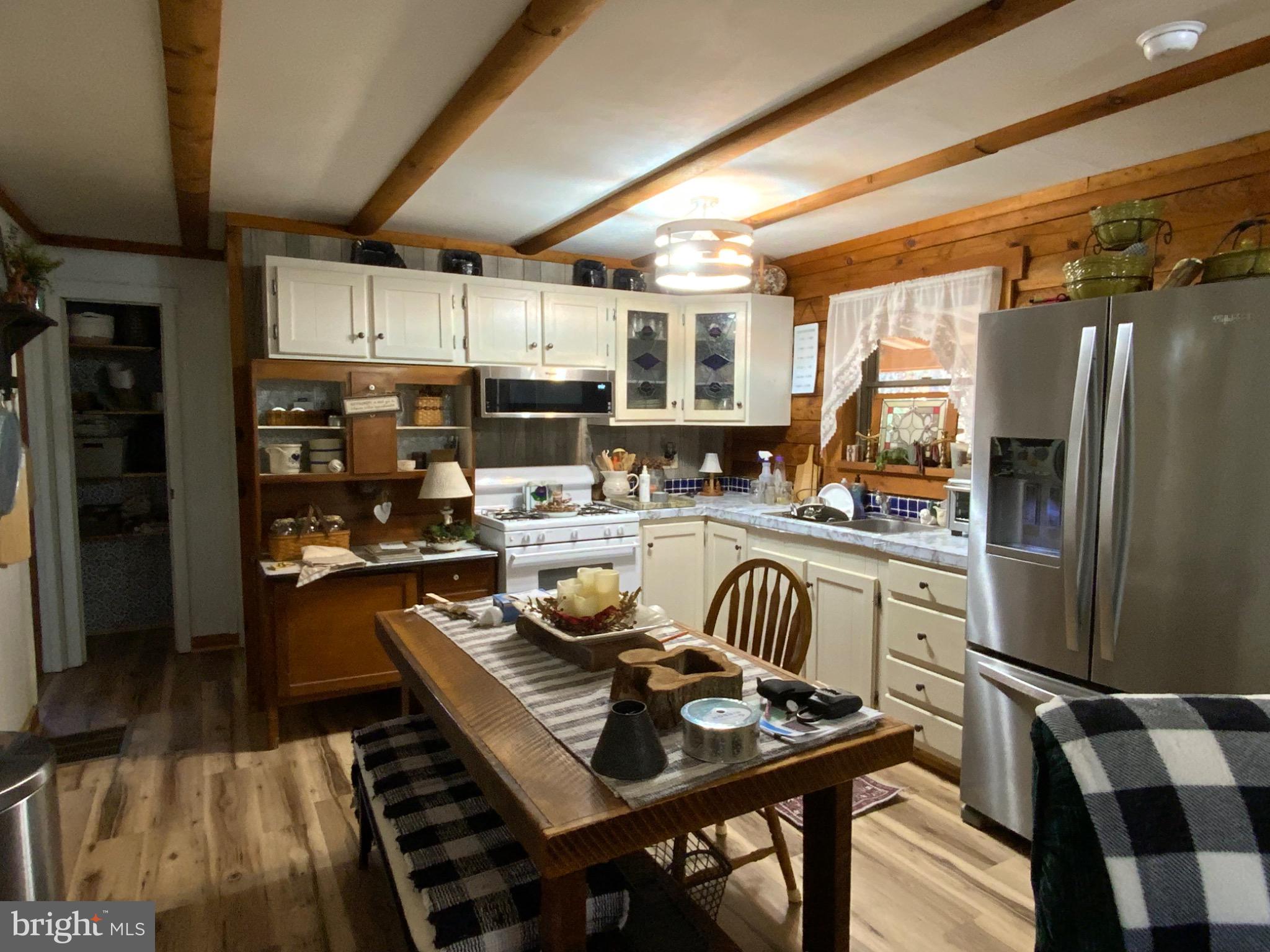 CLIFFSIDE ACRES - Residential