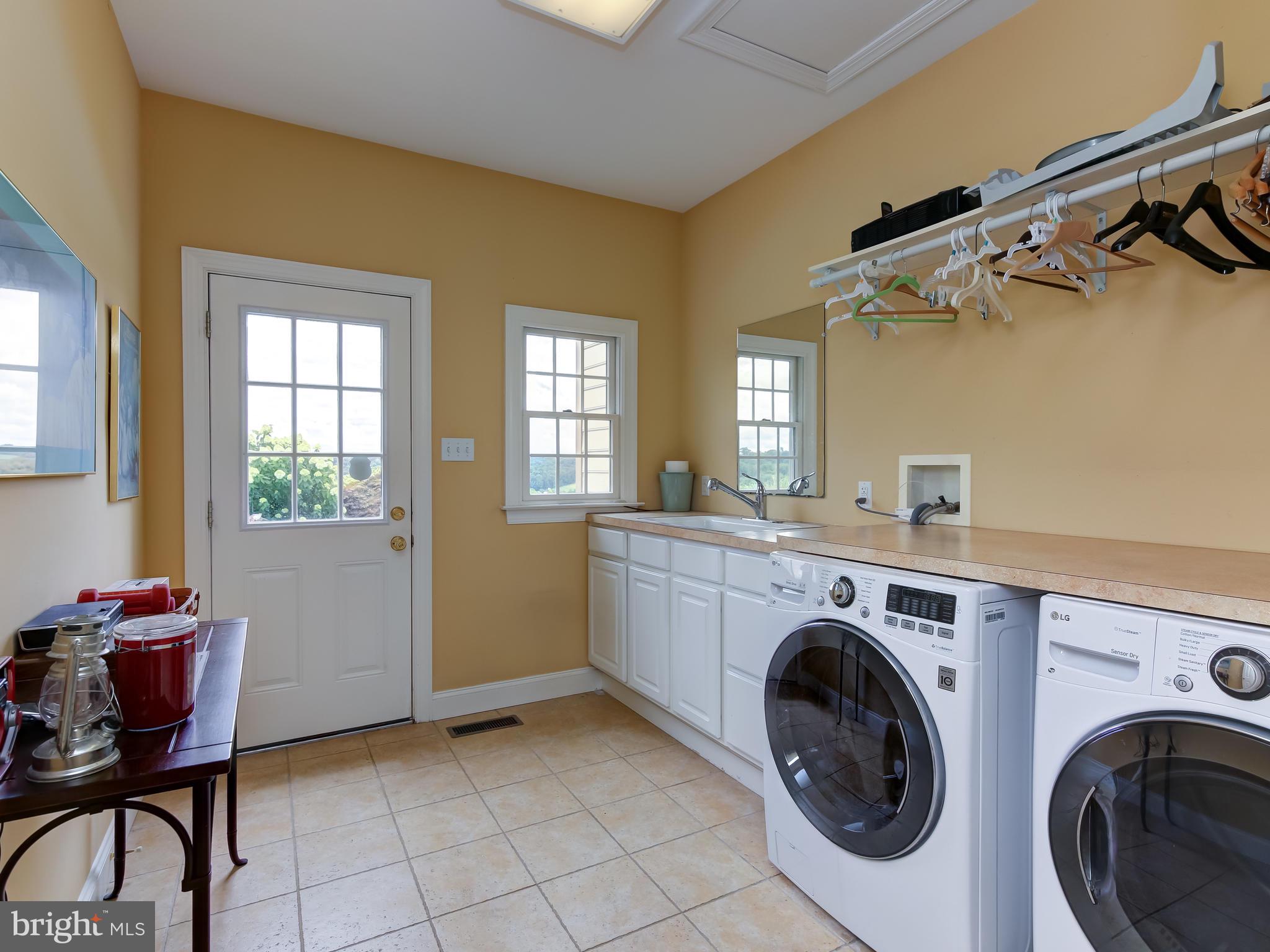 HERITAGE AT PARKE FA - Residential