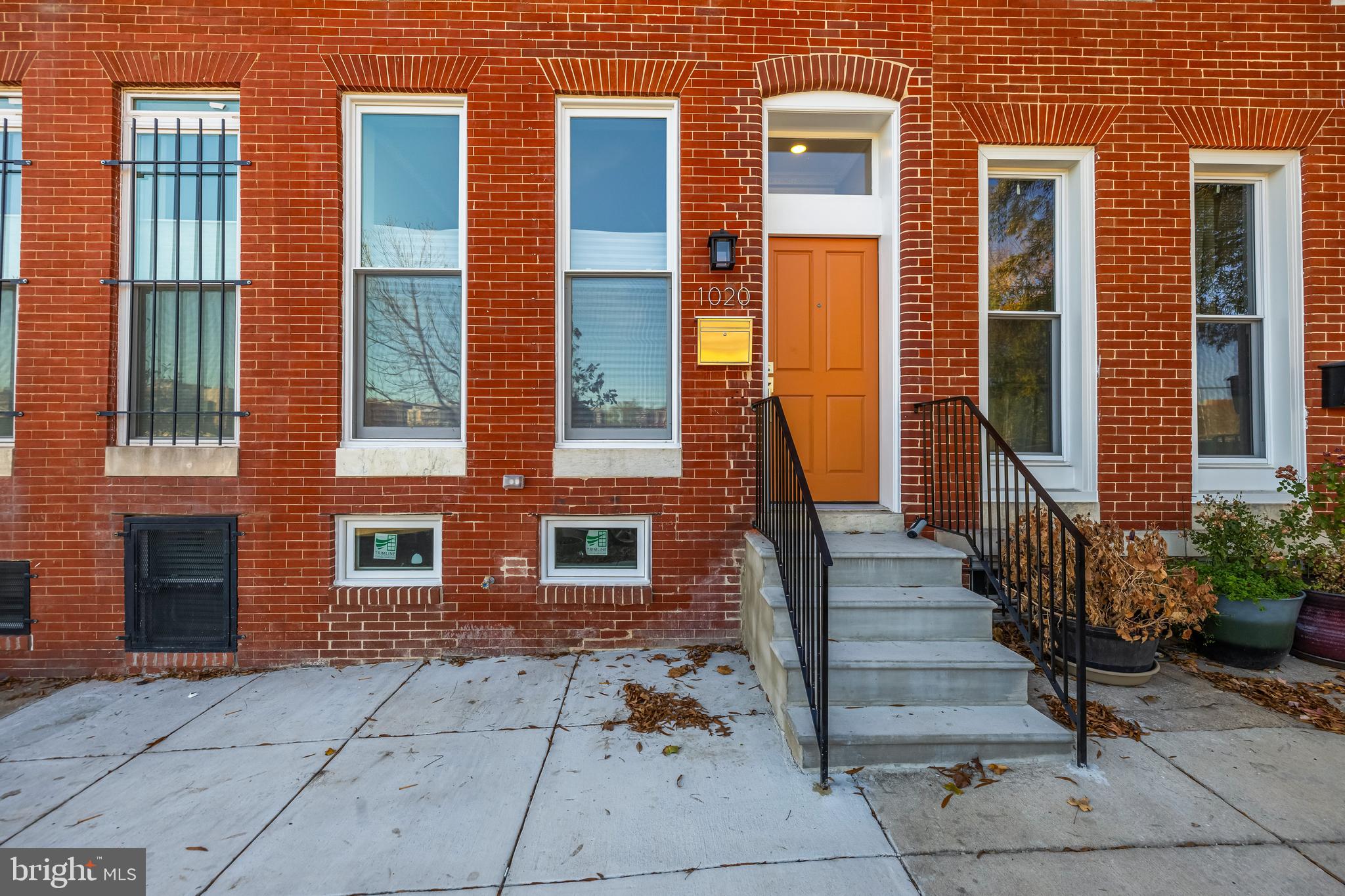 JOHNSTON SQUARE - Residential