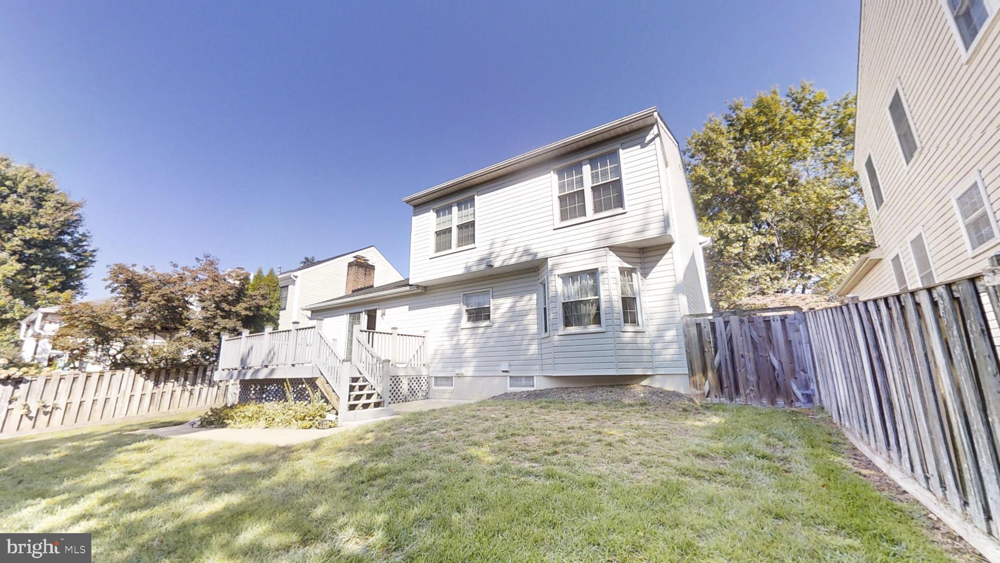 POTOMAC CROSSING - Residential