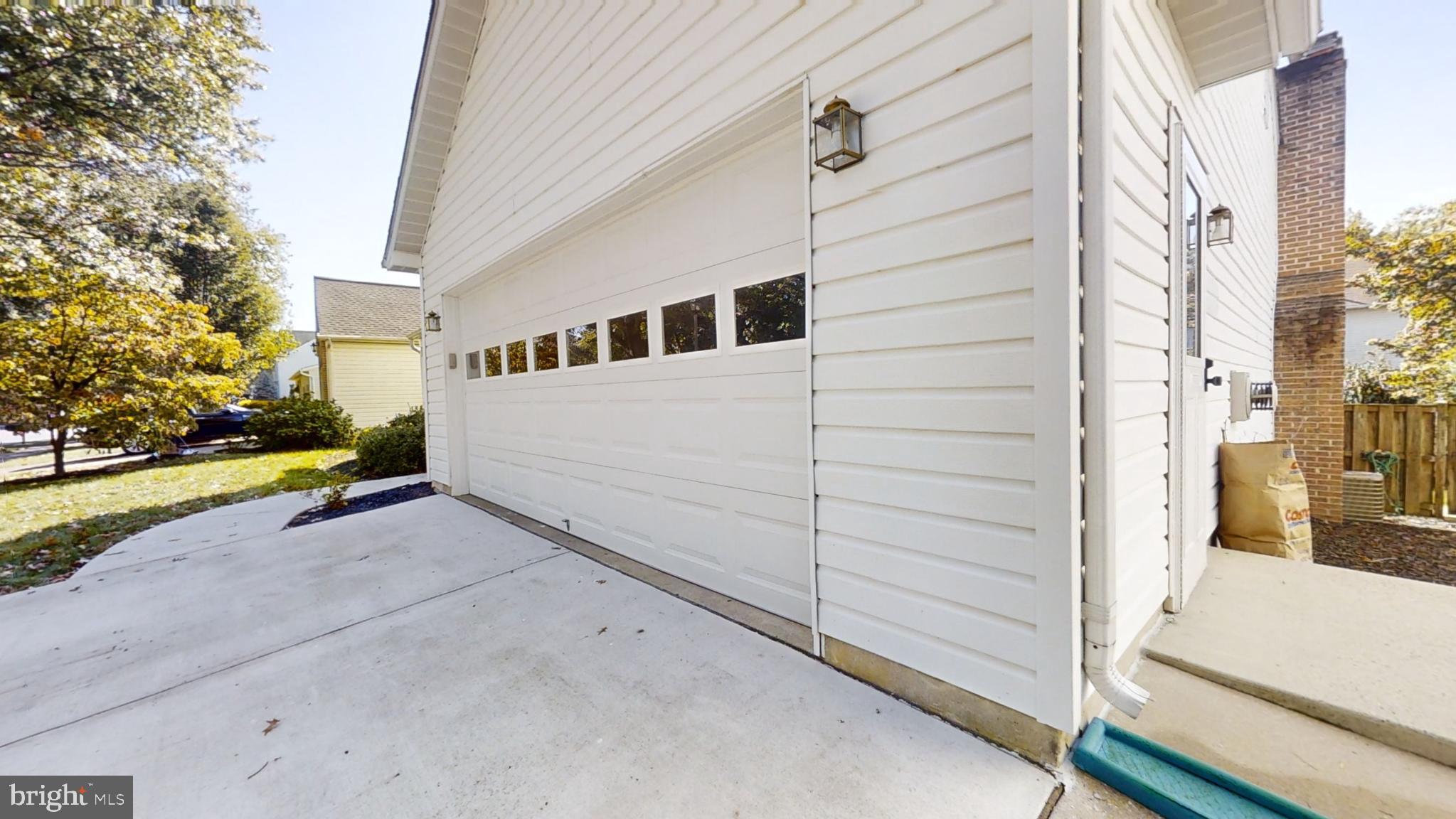 POTOMAC CROSSING - Residential