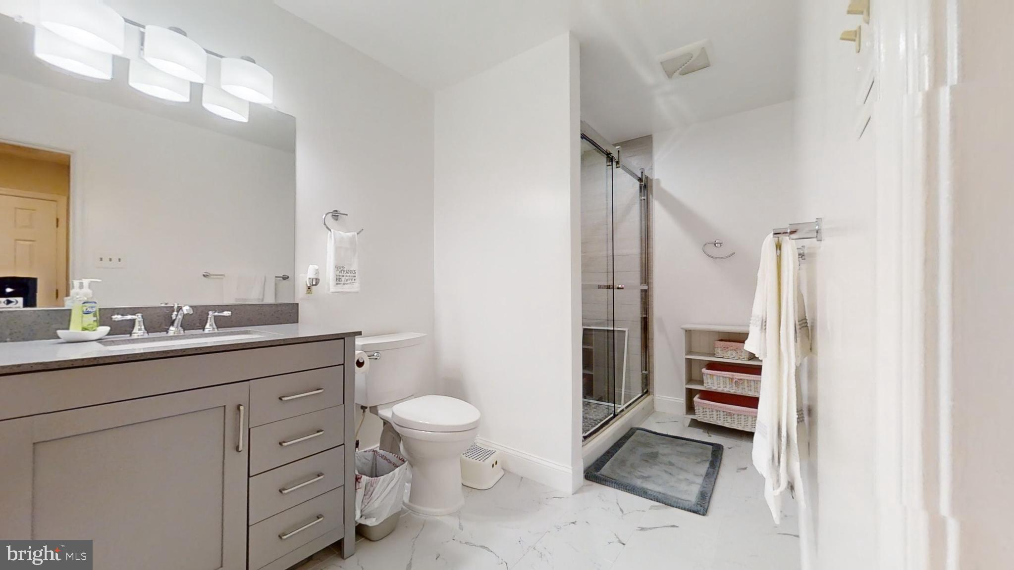 POTOMAC CROSSING - Residential