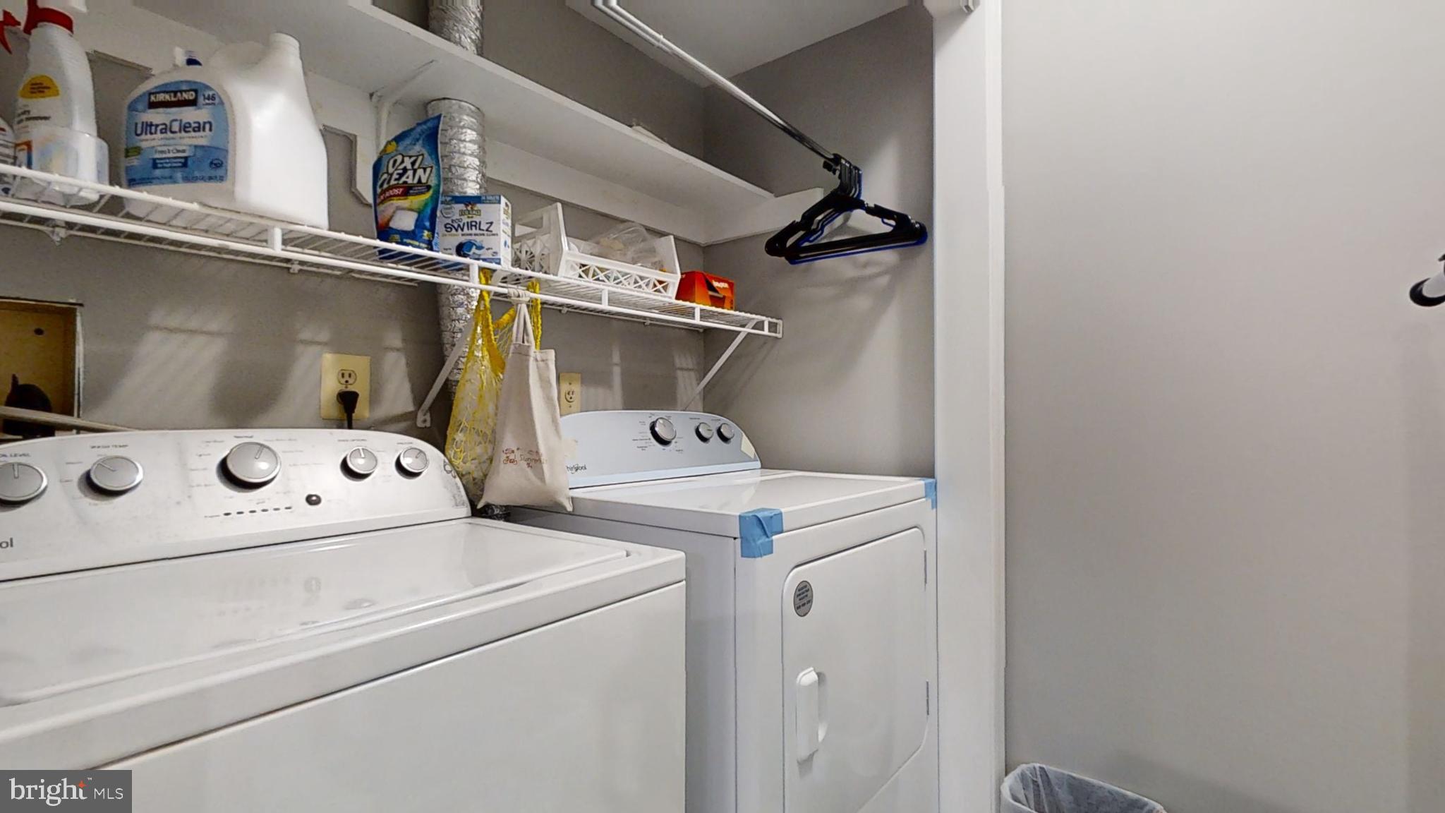 POTOMAC CROSSING - Residential