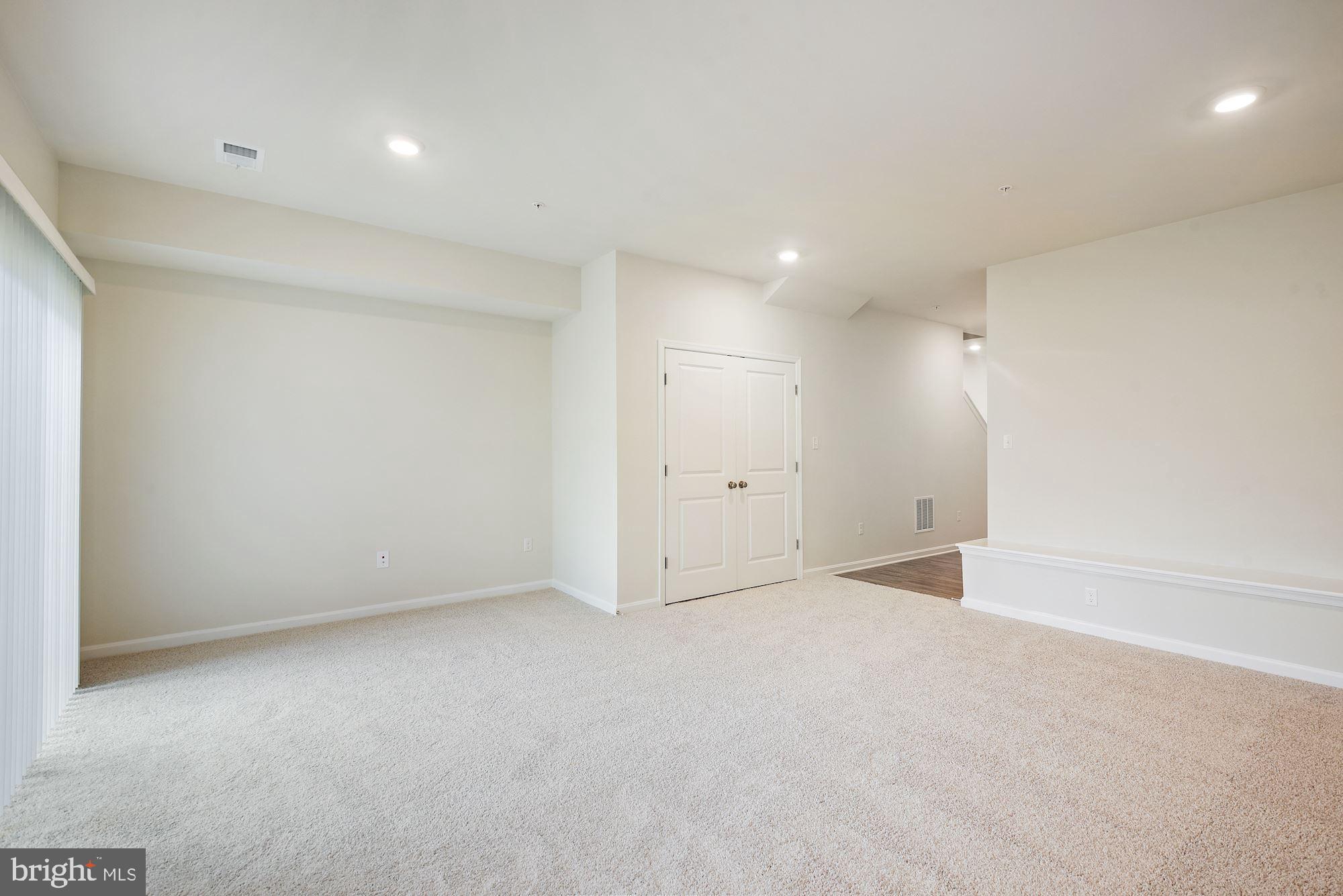 ODENTON TOWN CENTER - Residential Lease