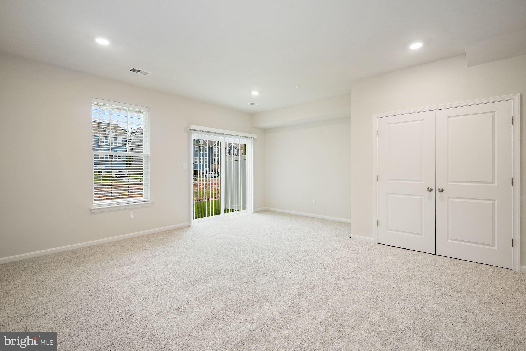 ODENTON TOWN CENTER - Residential Lease