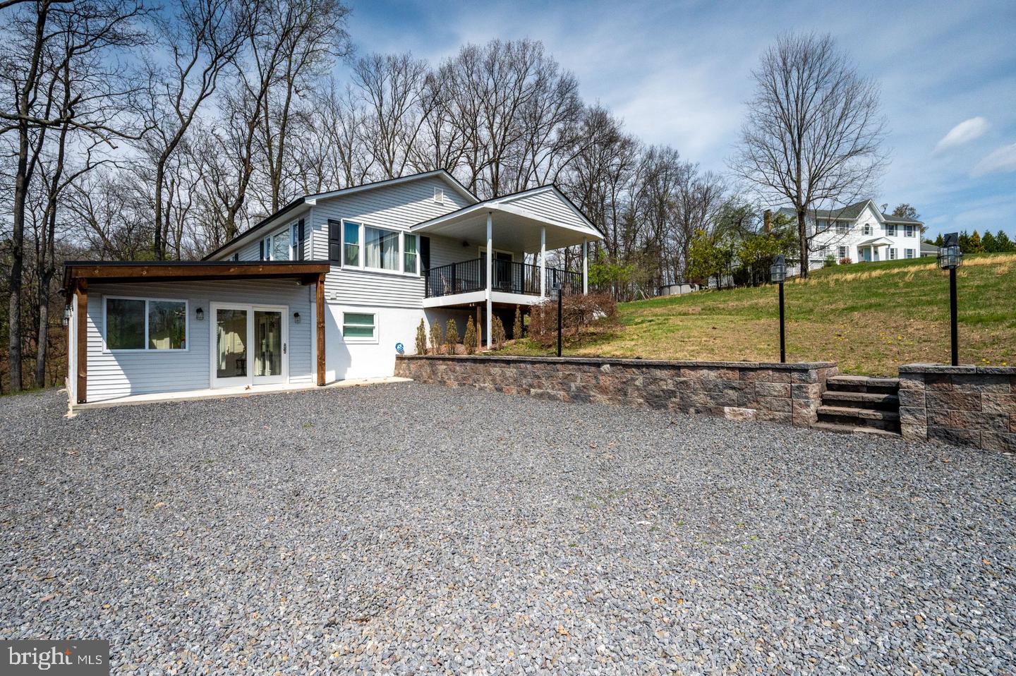 1342 STAG DRIVE