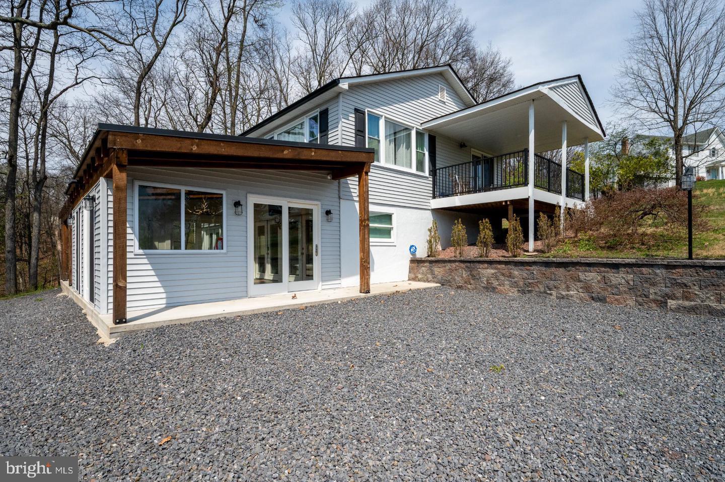1342 STAG DRIVE