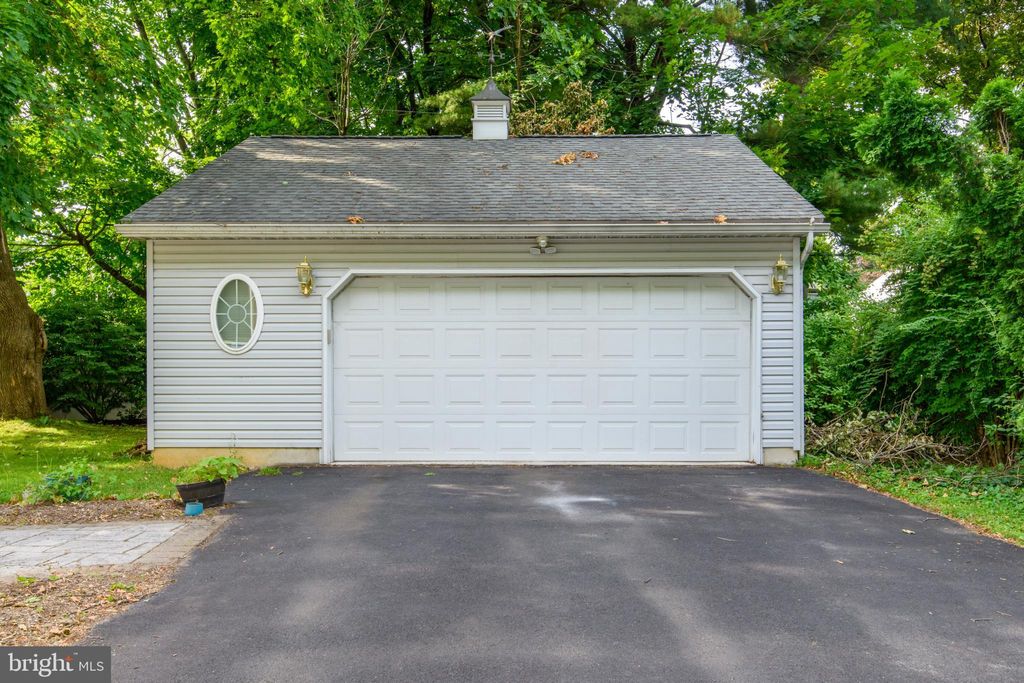 Photo of 3205 Cambridge Circle, ALLENTOWN, PA 18104 (MLS # PALH2013826)