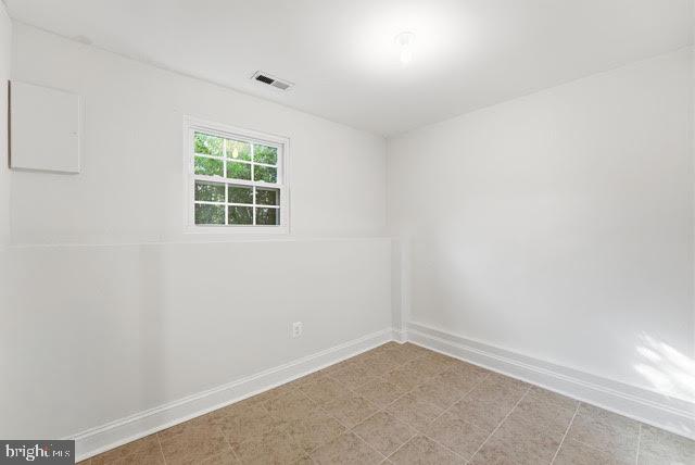 WAYSIDE VILLAGE - Residential Lease