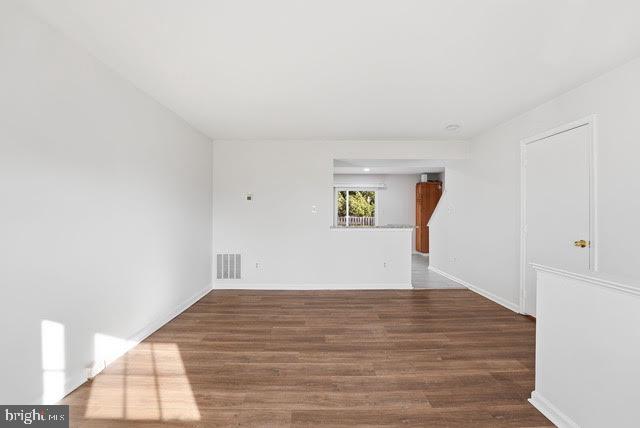 WAYSIDE VILLAGE - Residential Lease