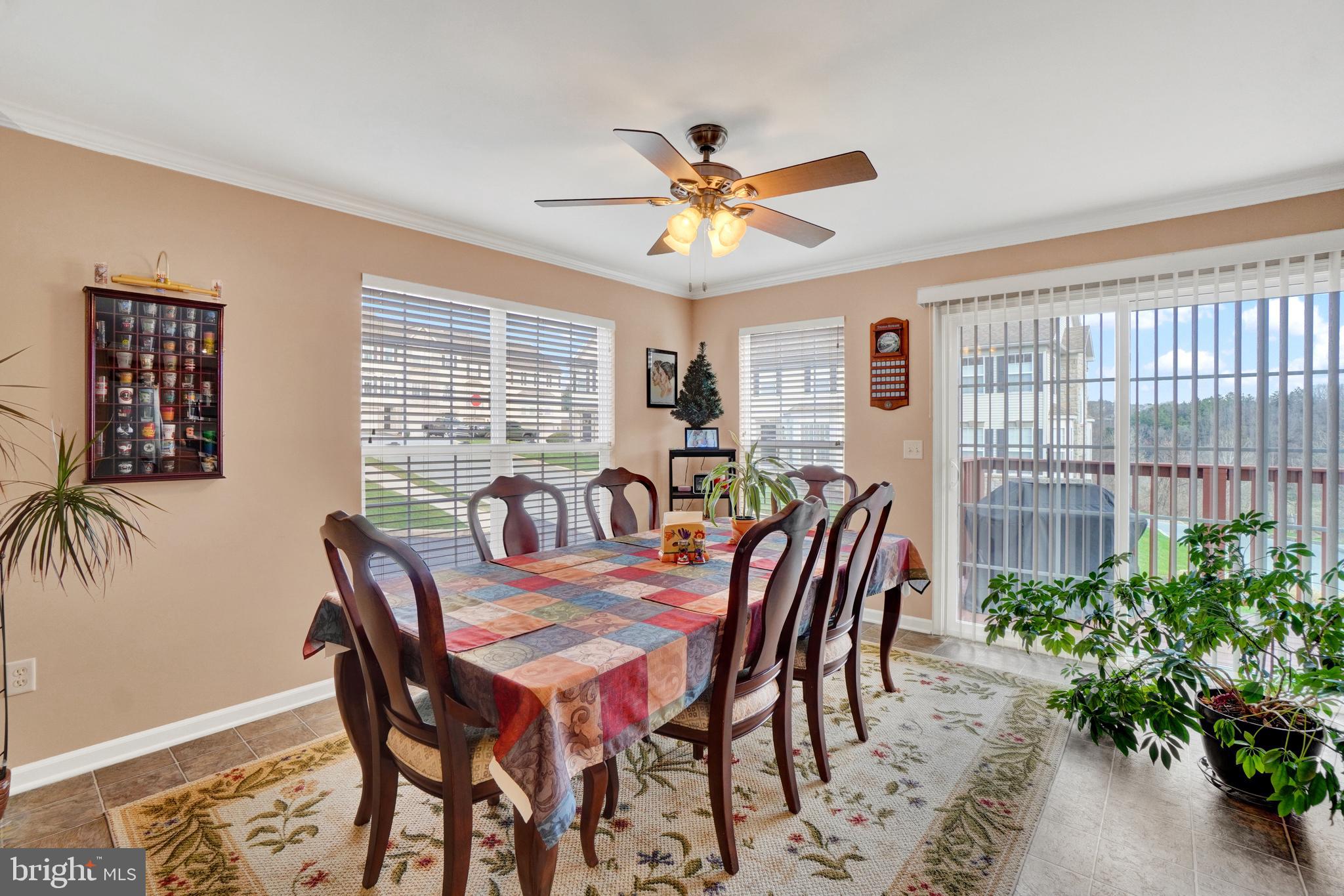 HUNT CLUB CONDOS - Residential