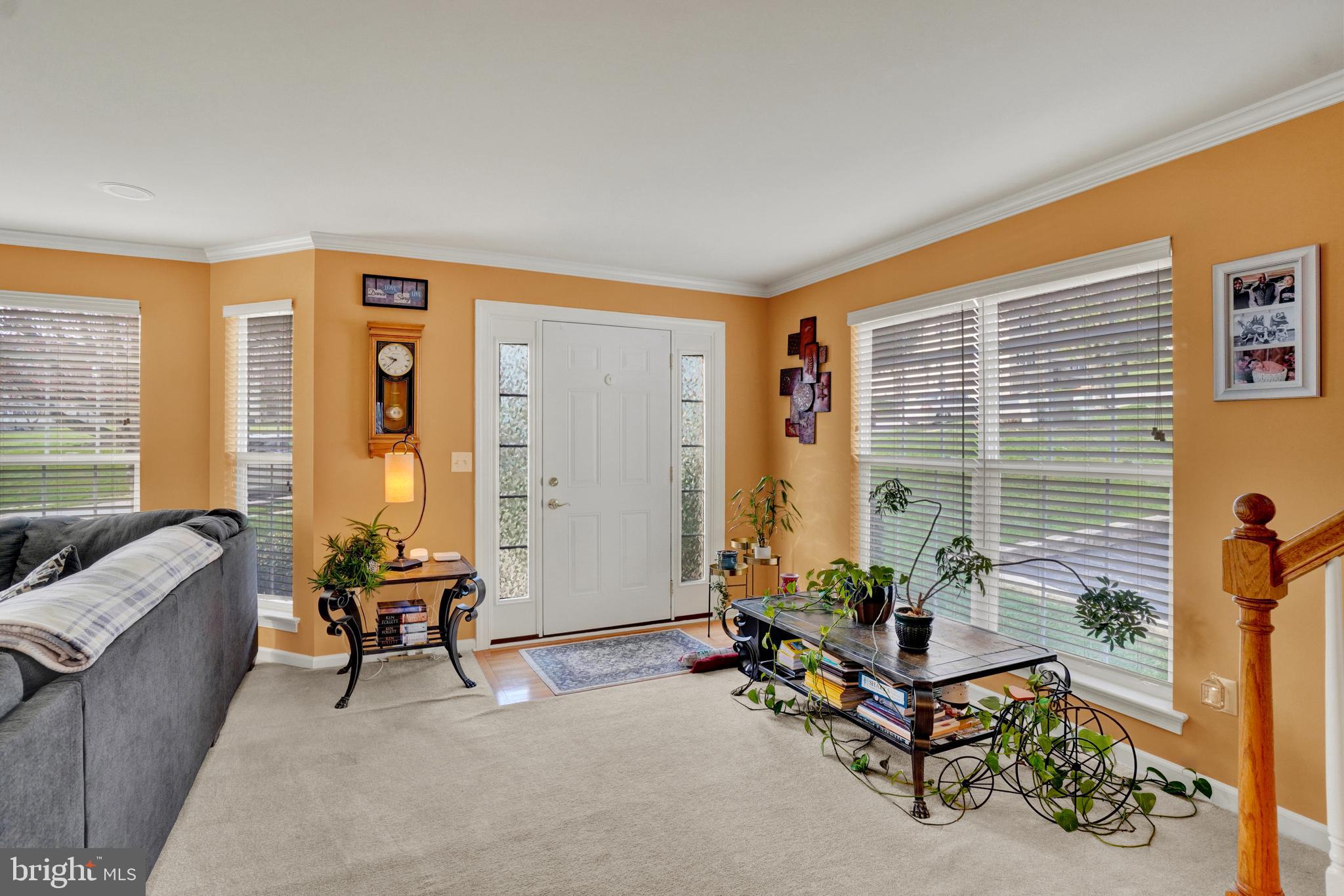 HUNT CLUB CONDOS - Residential