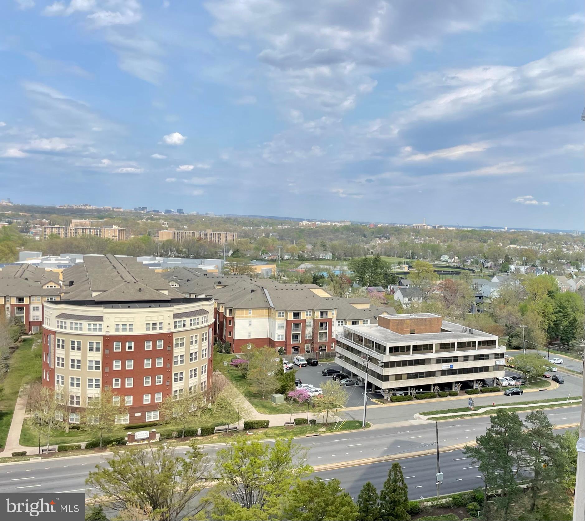 SKYLINE PLAZA - Residential Lease