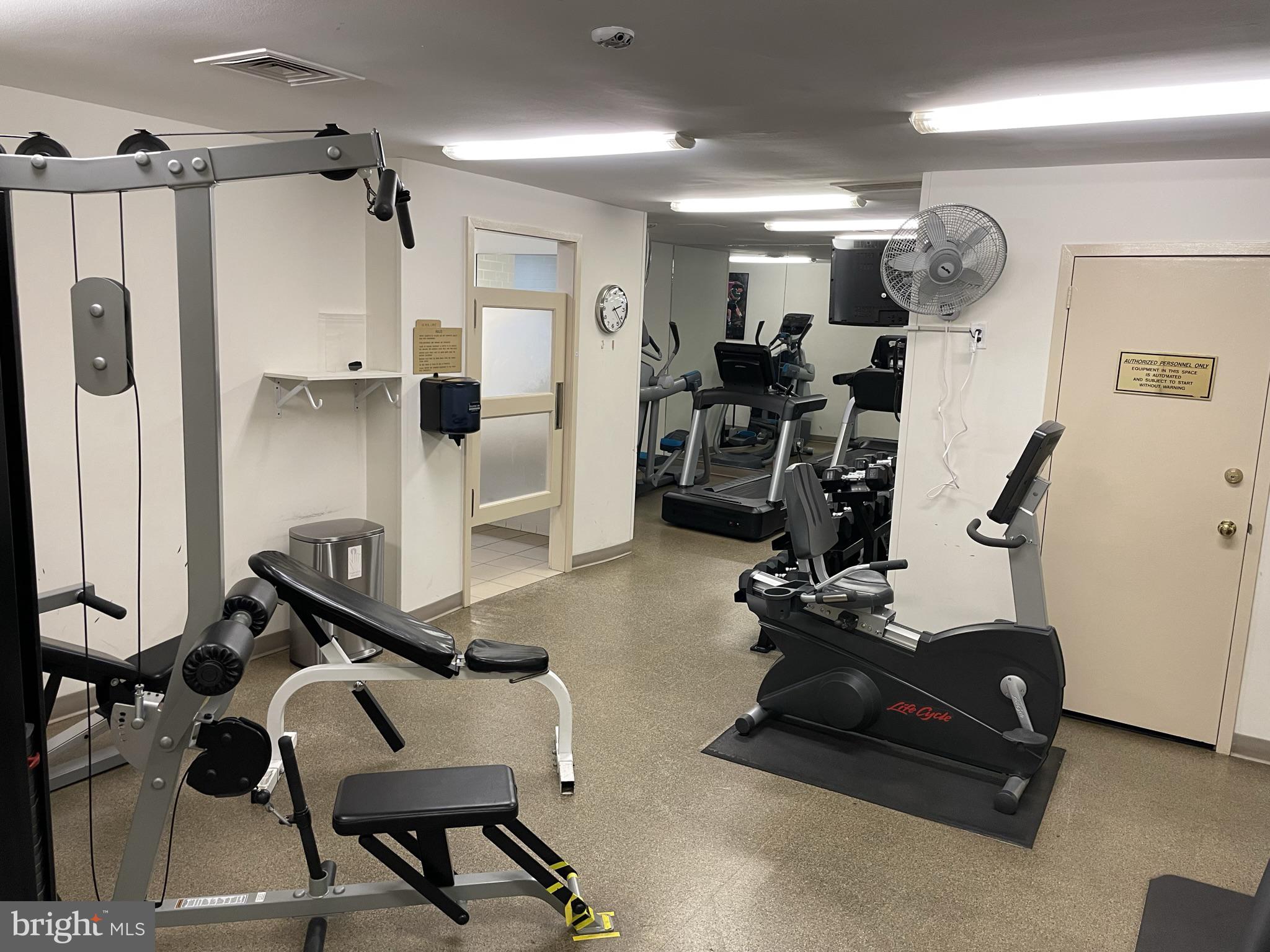 SKYLINE PLAZA - Residential Lease