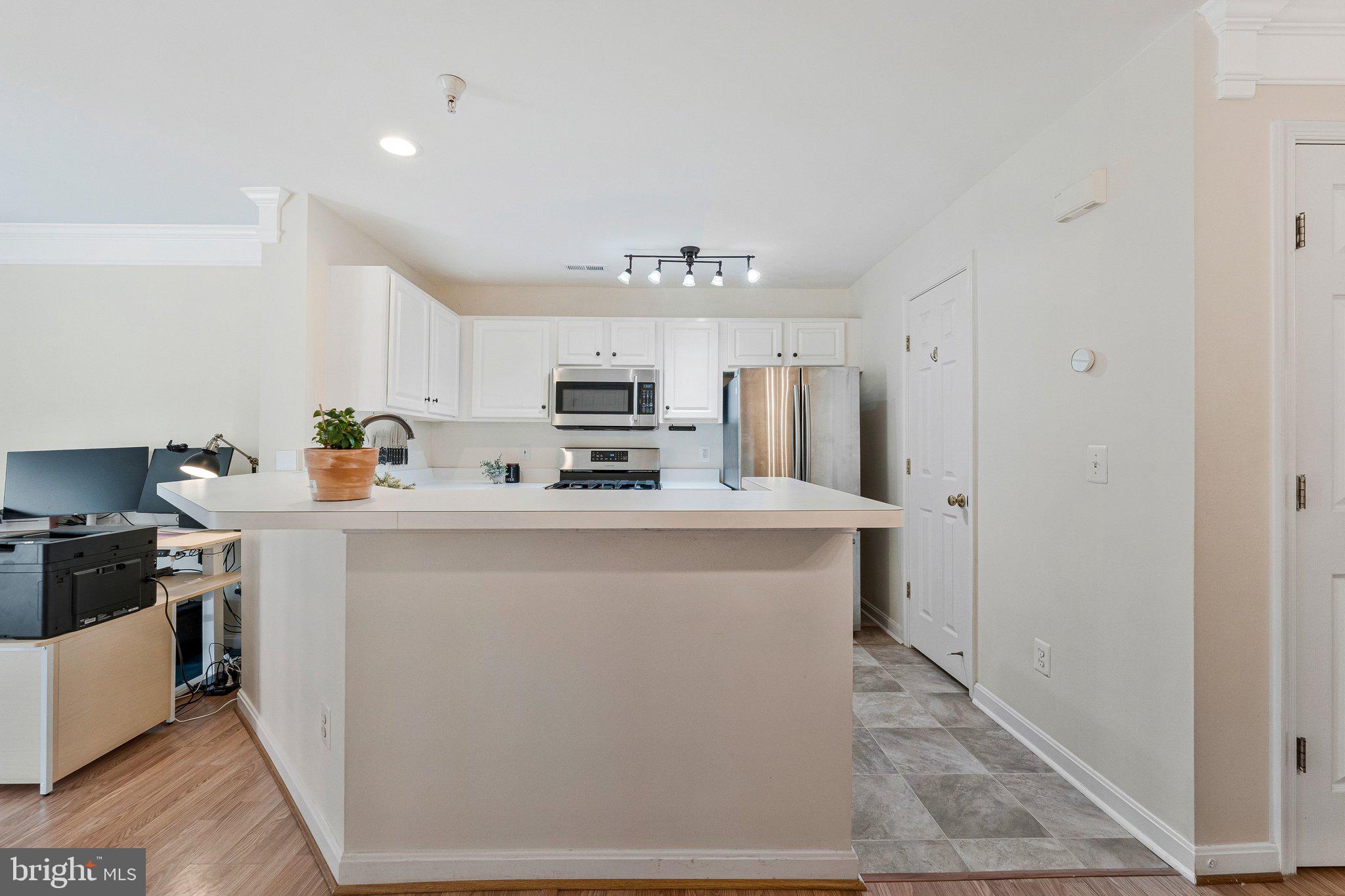 CHATHAM GREEN - Residential