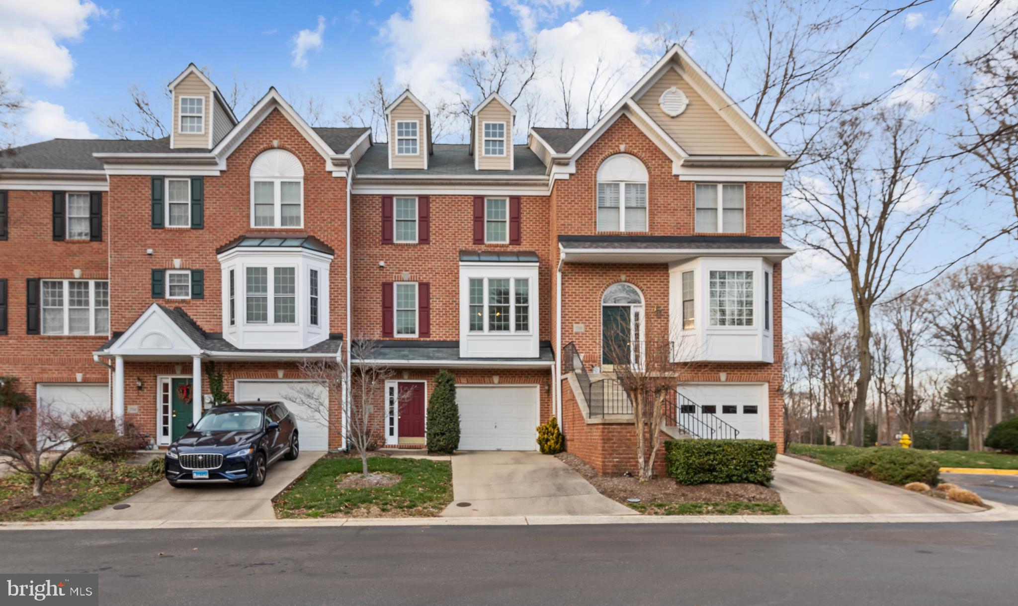 ST ANDREWS CONDOMINIUMS AT BAY HILLS - Residential