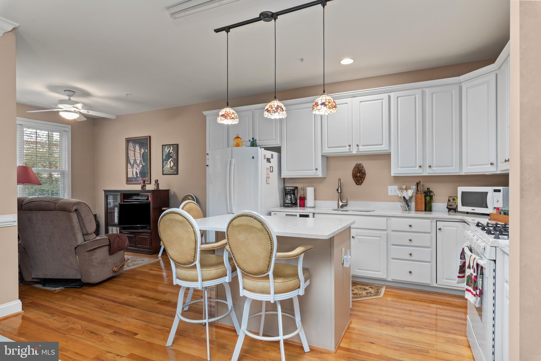 ST ANDREWS CONDOMINIUMS AT BAY HILLS - Residential