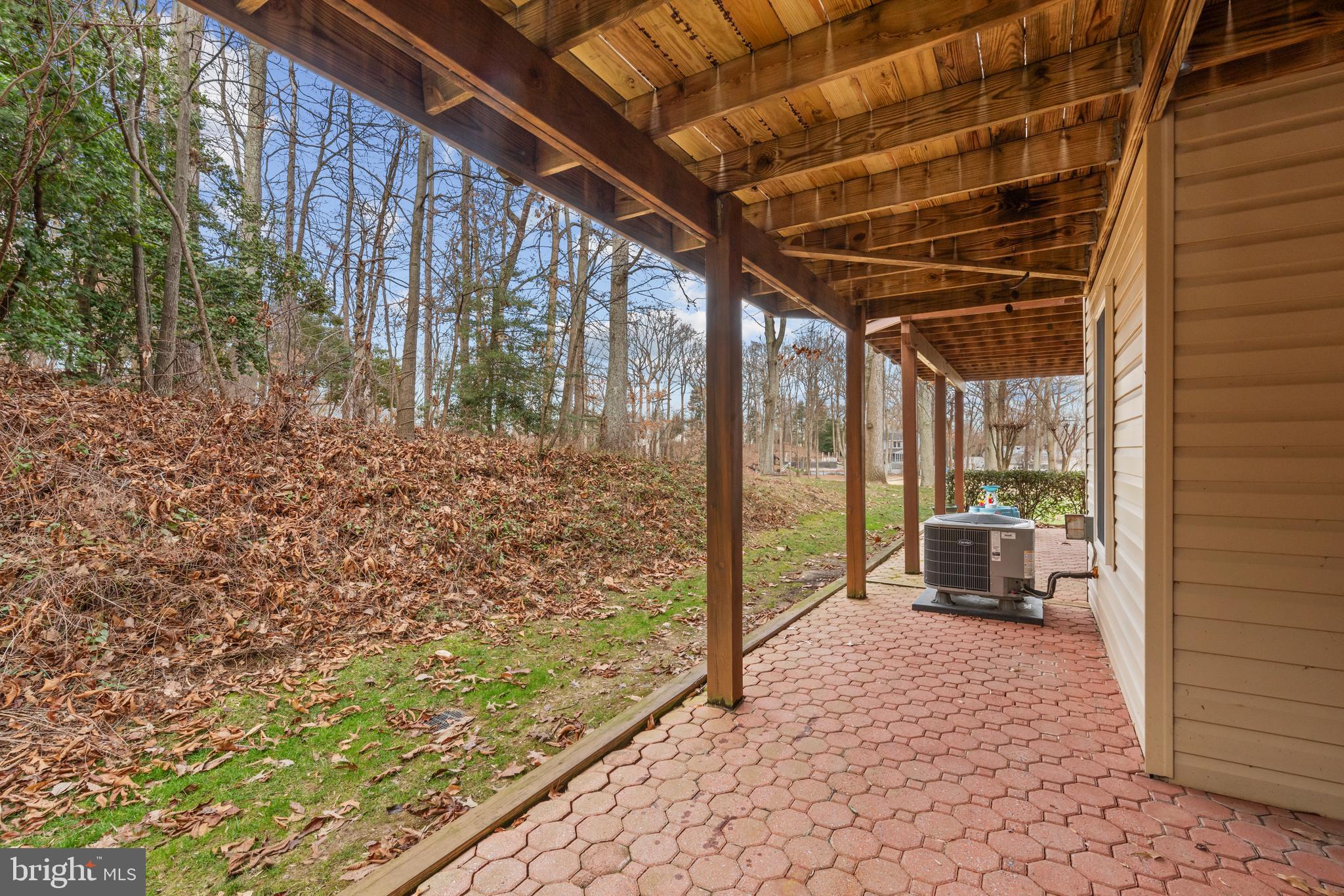 ST ANDREWS CONDOMINIUMS AT BAY HILLS - Residential