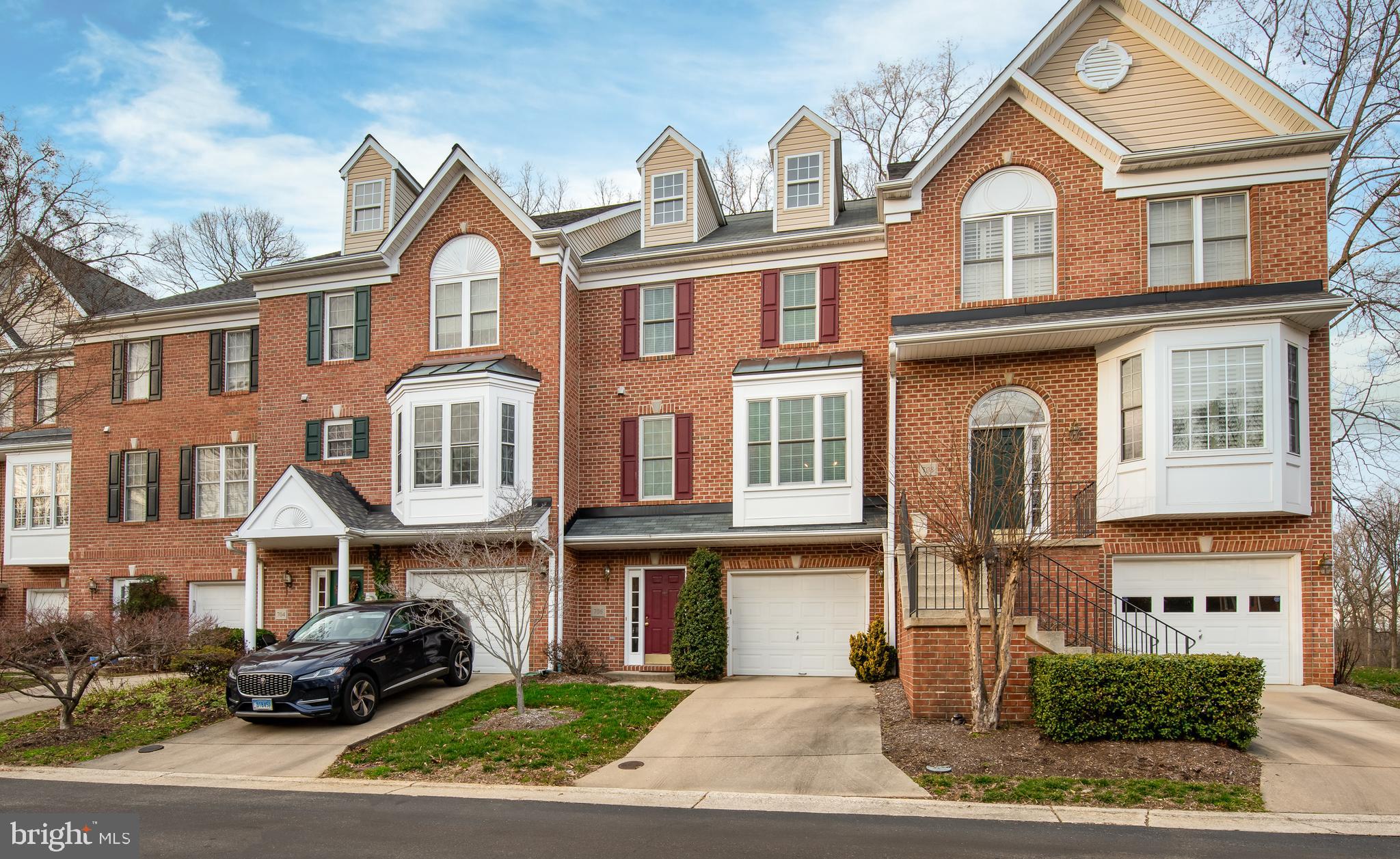 ST ANDREWS CONDOMINIUMS AT BAY HILLS - Residential